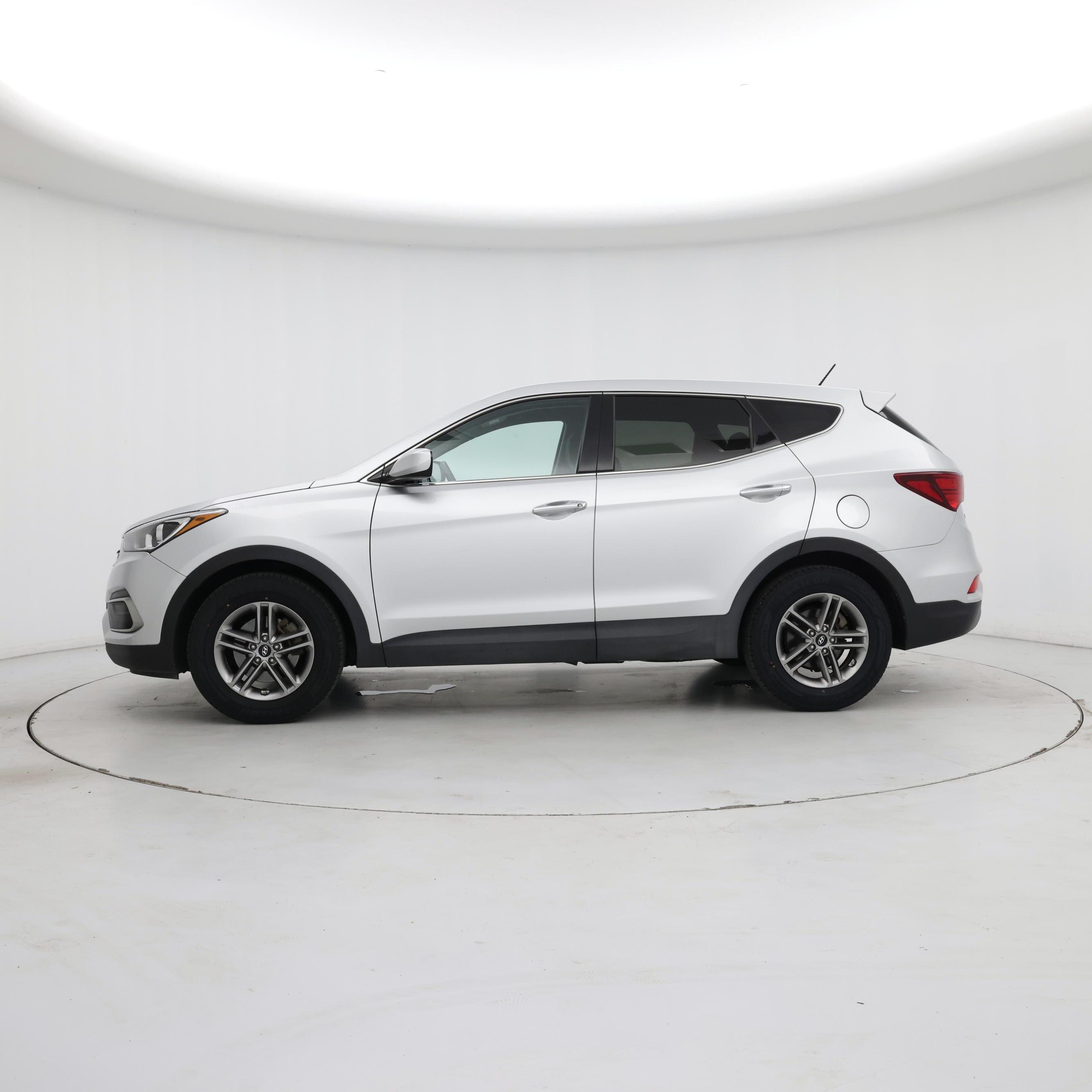 Thumbnail: 2018 Hyundai Santa Fe - 3