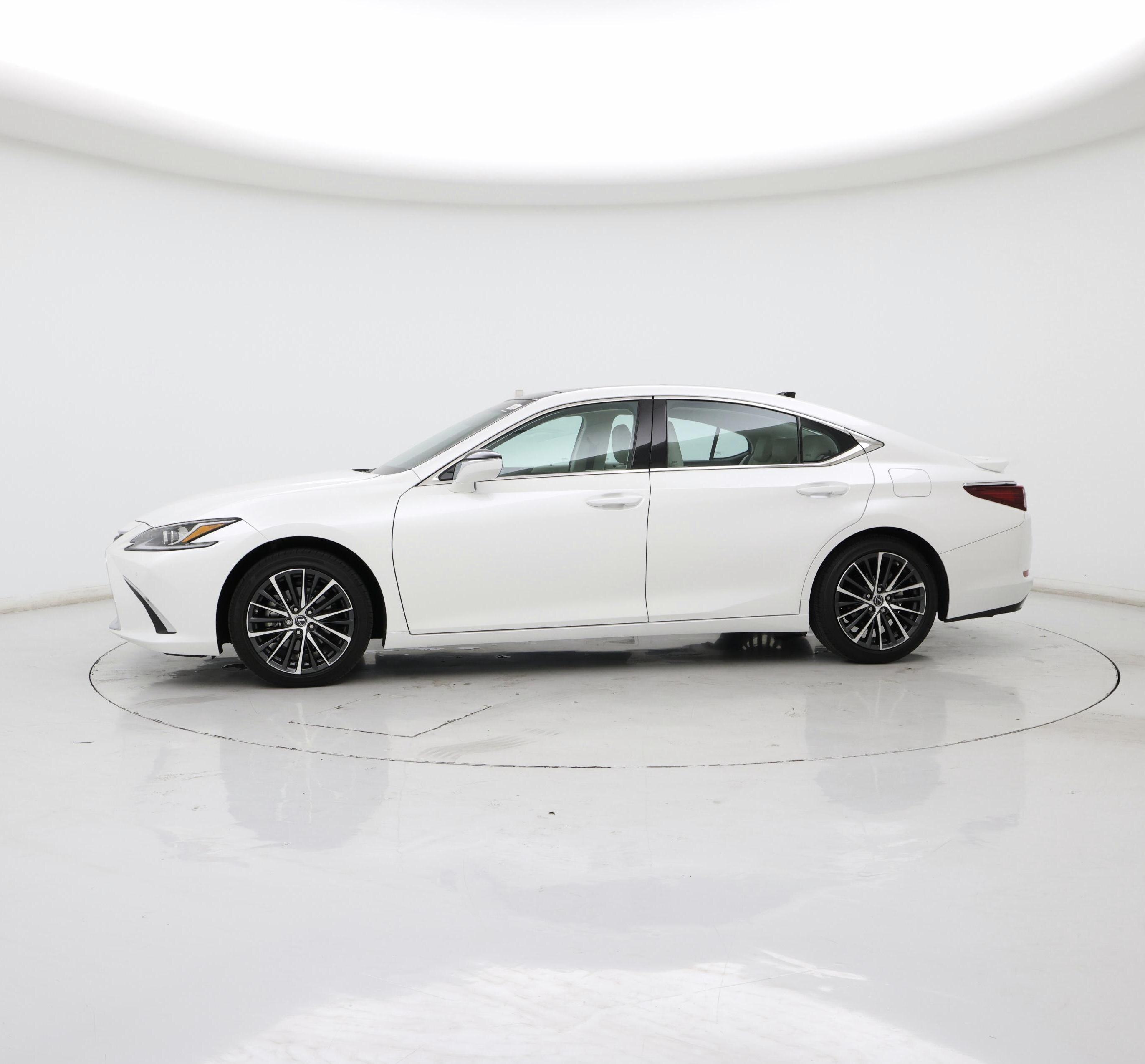 Thumbnail: 2024 Lexus ES - 3