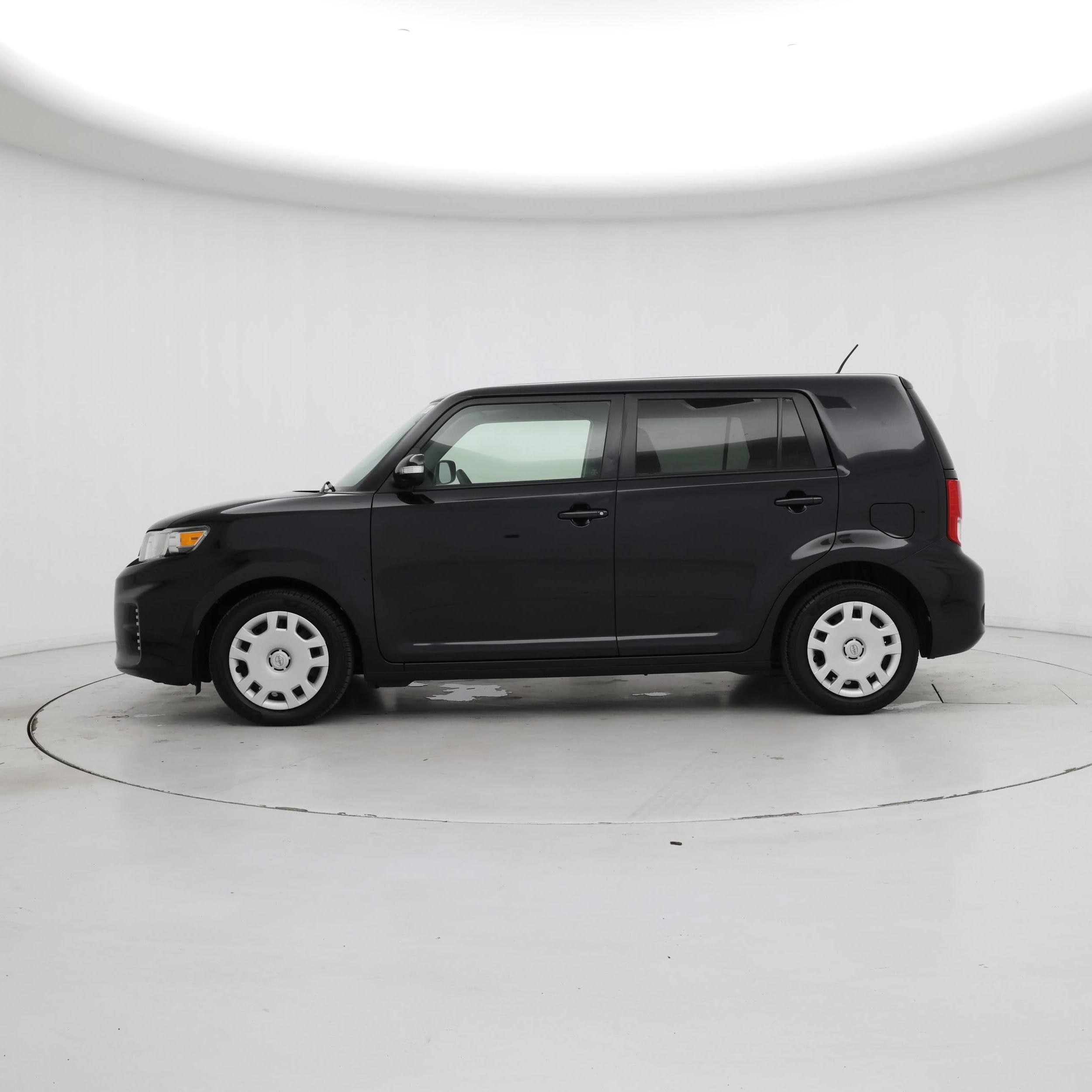 Thumbnail: 2015 Scion xB - 3