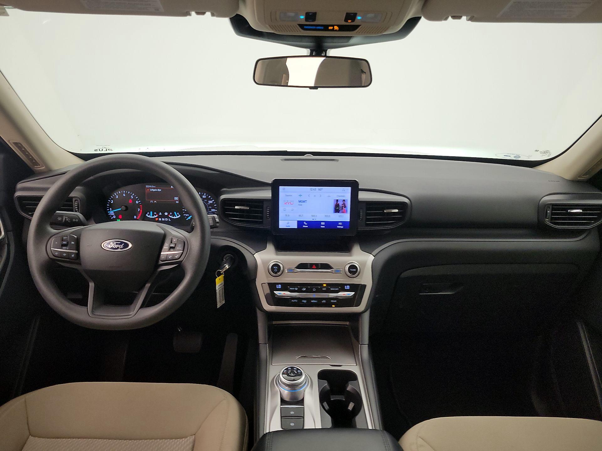 Thumbnail: 2021 Ford Explorer - 9
