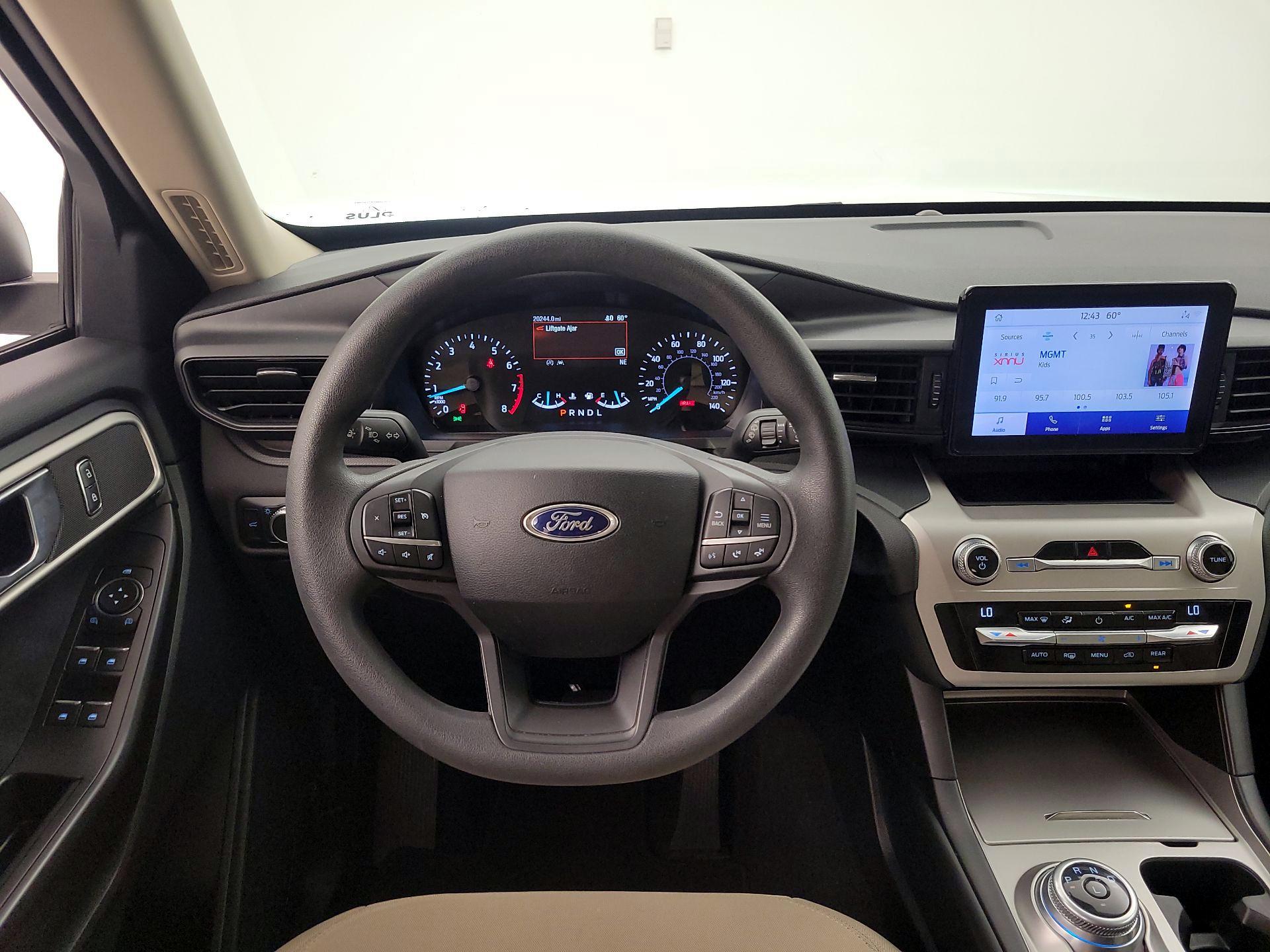 Thumbnail: 2021 Ford Explorer - 10