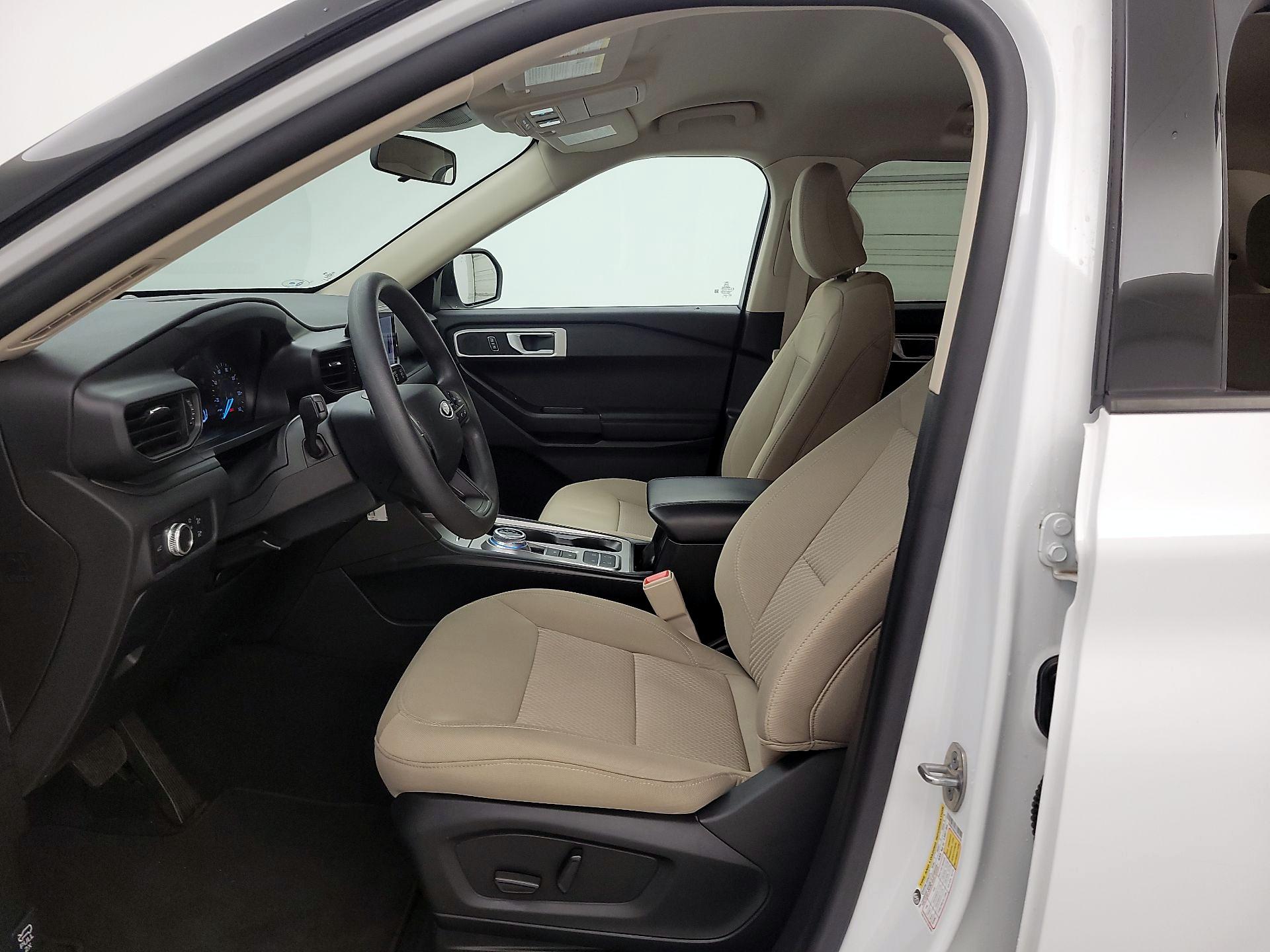 Thumbnail: 2021 Ford Explorer - 11