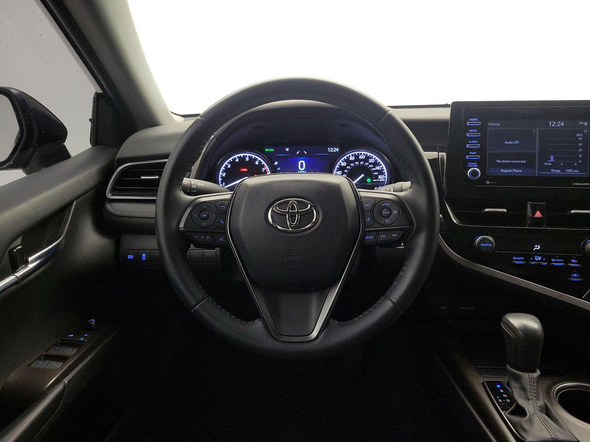 Thumbnail: 2021 Toyota Camry - 10