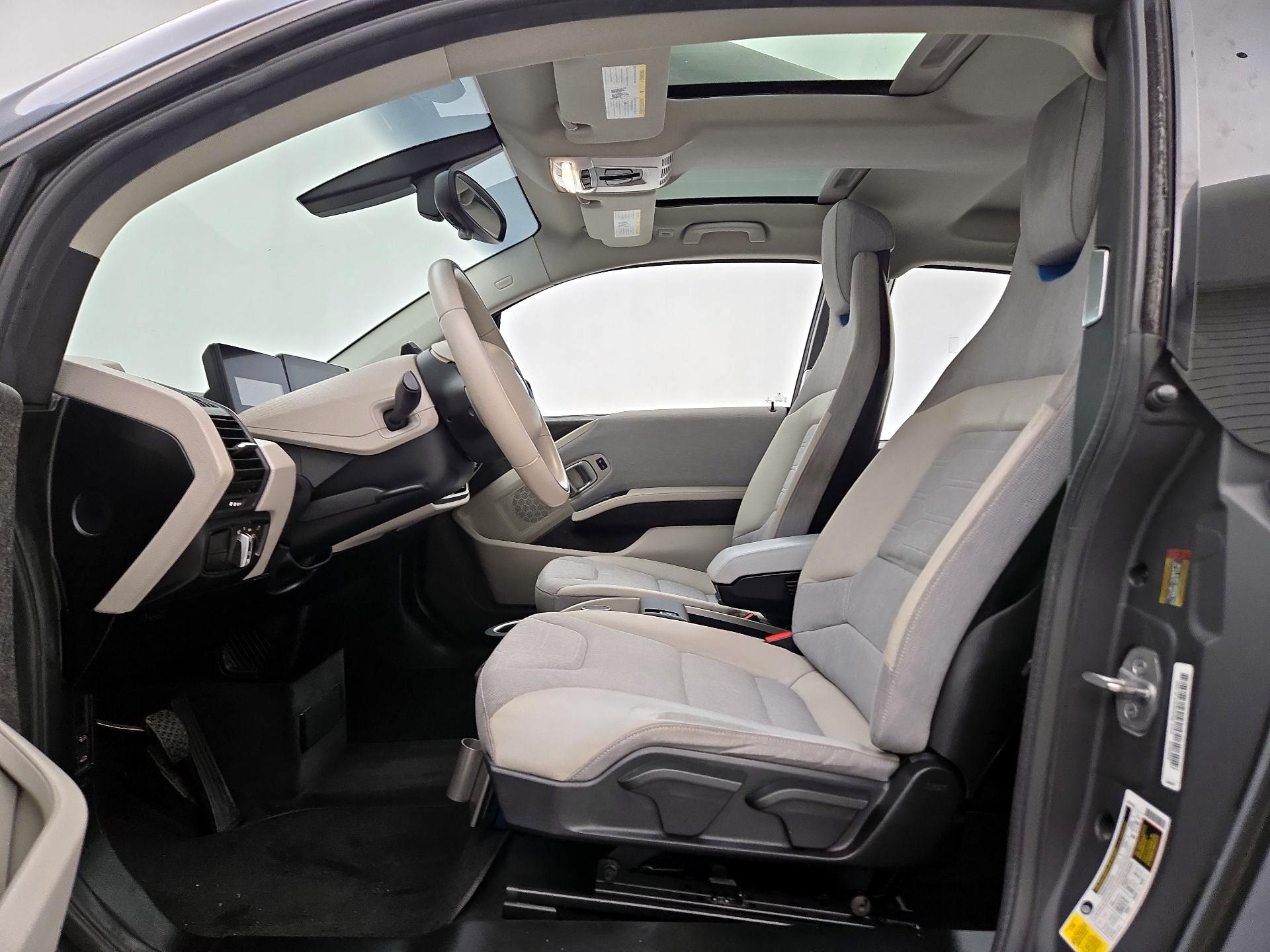 Thumbnail: 2017 BMW i3 - 11