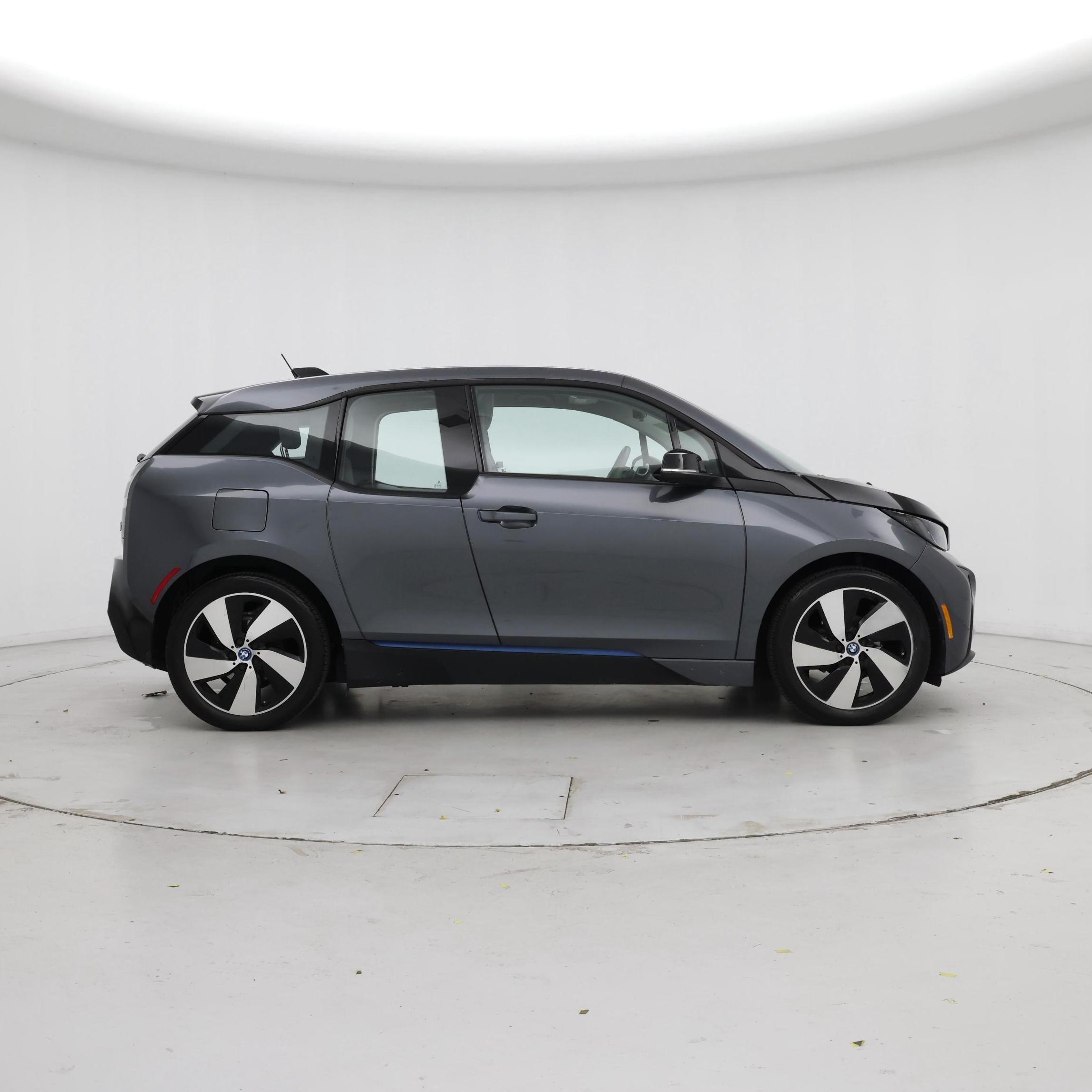 Thumbnail: 2017 BMW i3 - 7