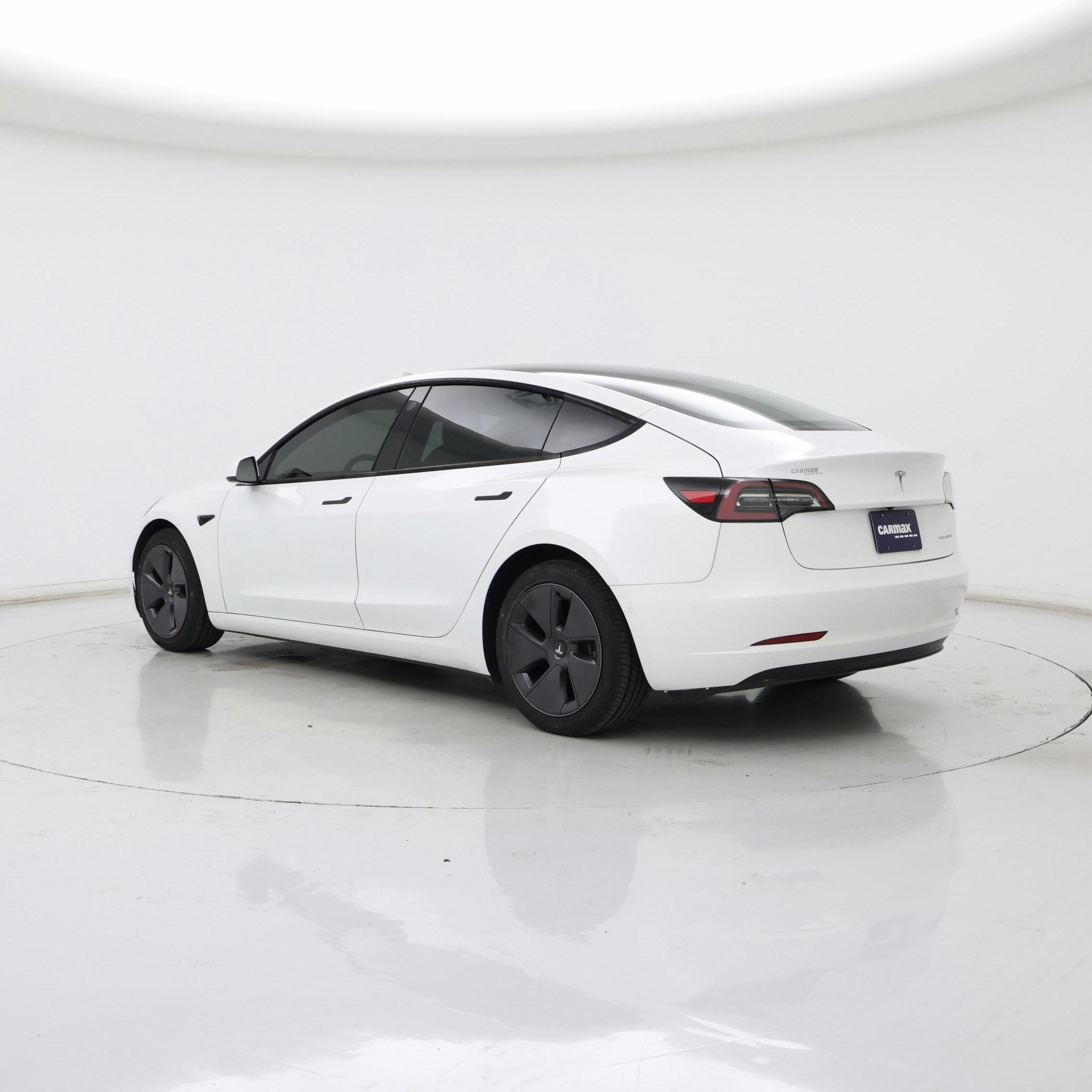 Thumbnail: 2022 Tesla Model 3 - 2
