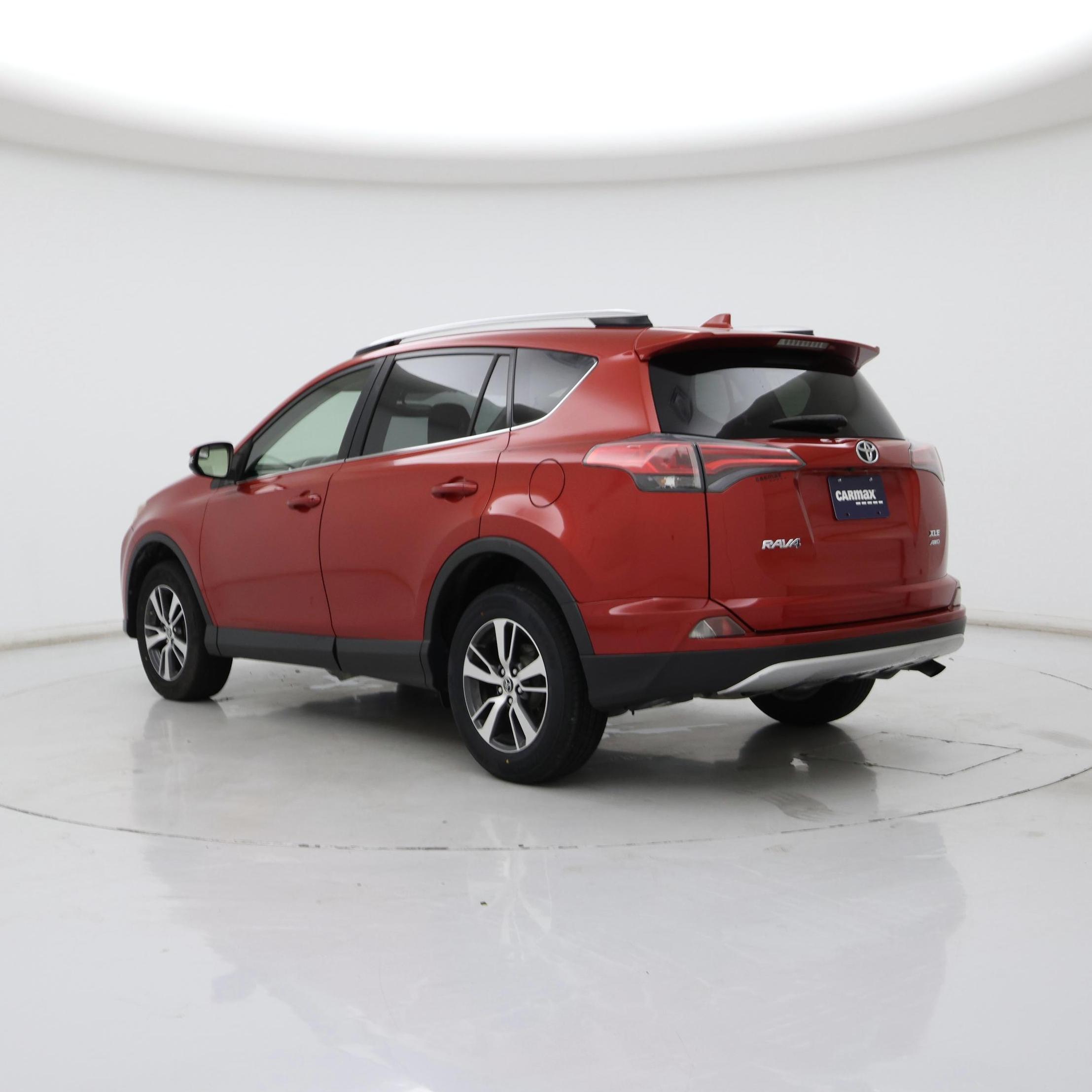Thumbnail: 2016 Toyota RAV4 - 2