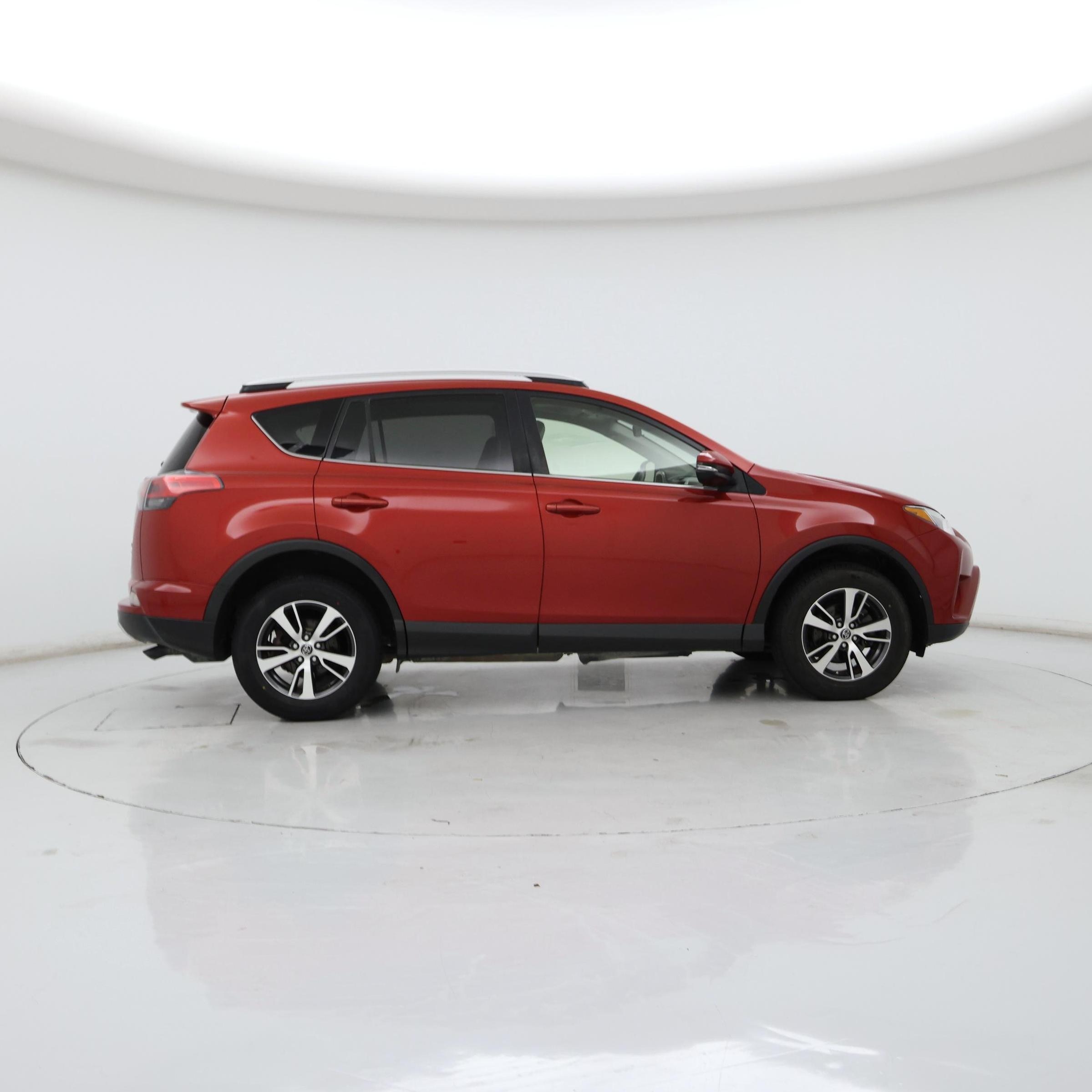 Thumbnail: 2016 Toyota RAV4 - 7