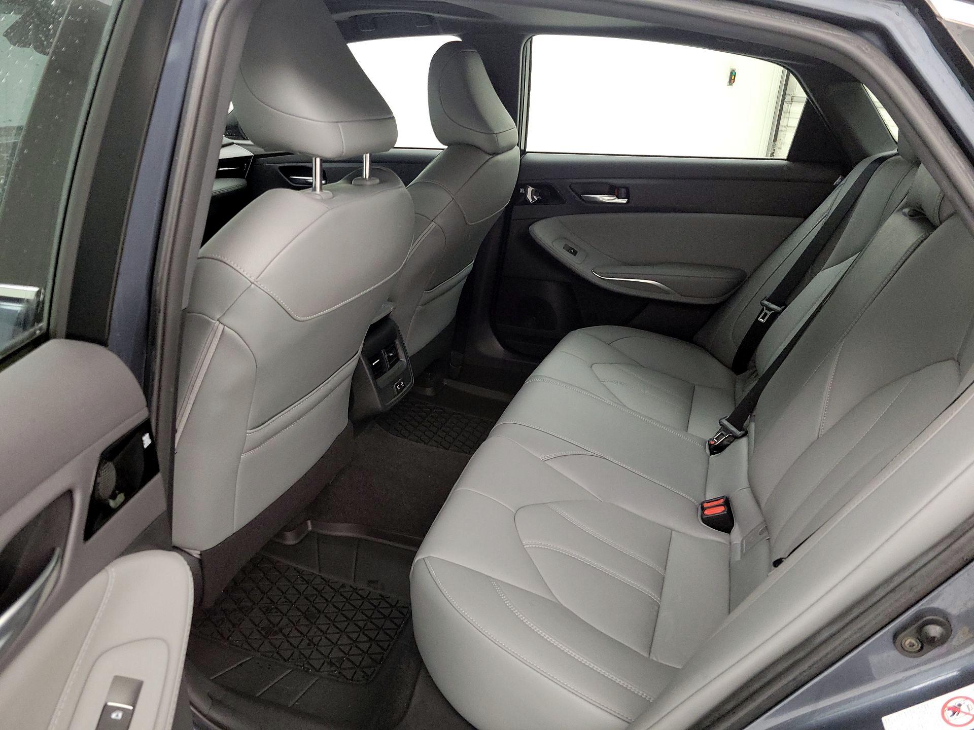 Thumbnail: 2019 Toyota Avalon - 17