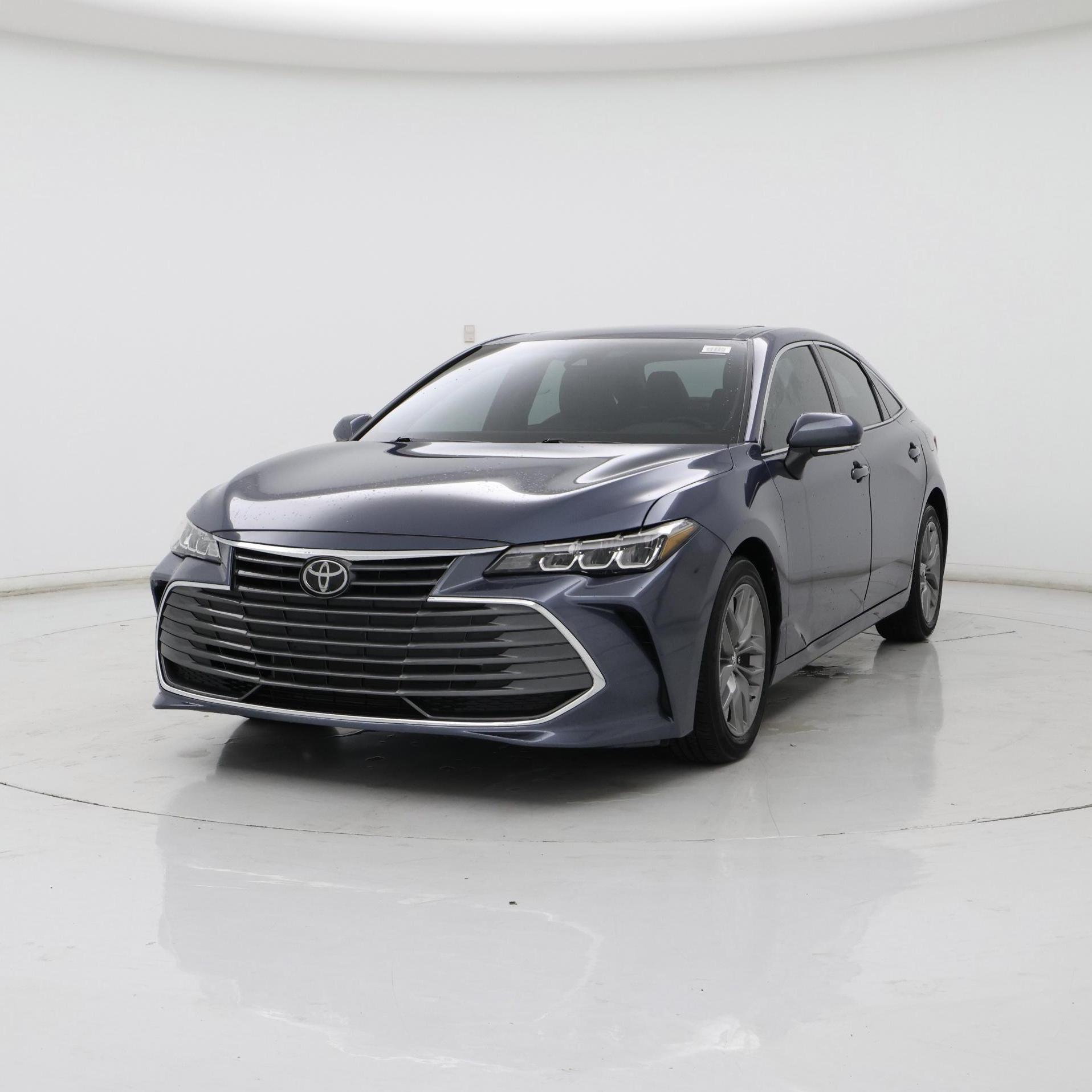 Thumbnail: 2019 Toyota Avalon - 4