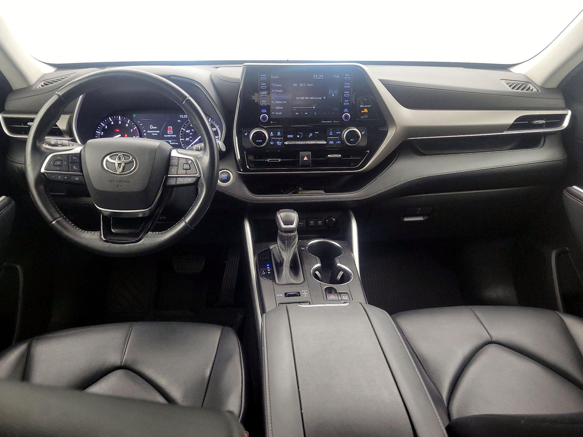 Thumbnail: 2021 Toyota Highlander - 9