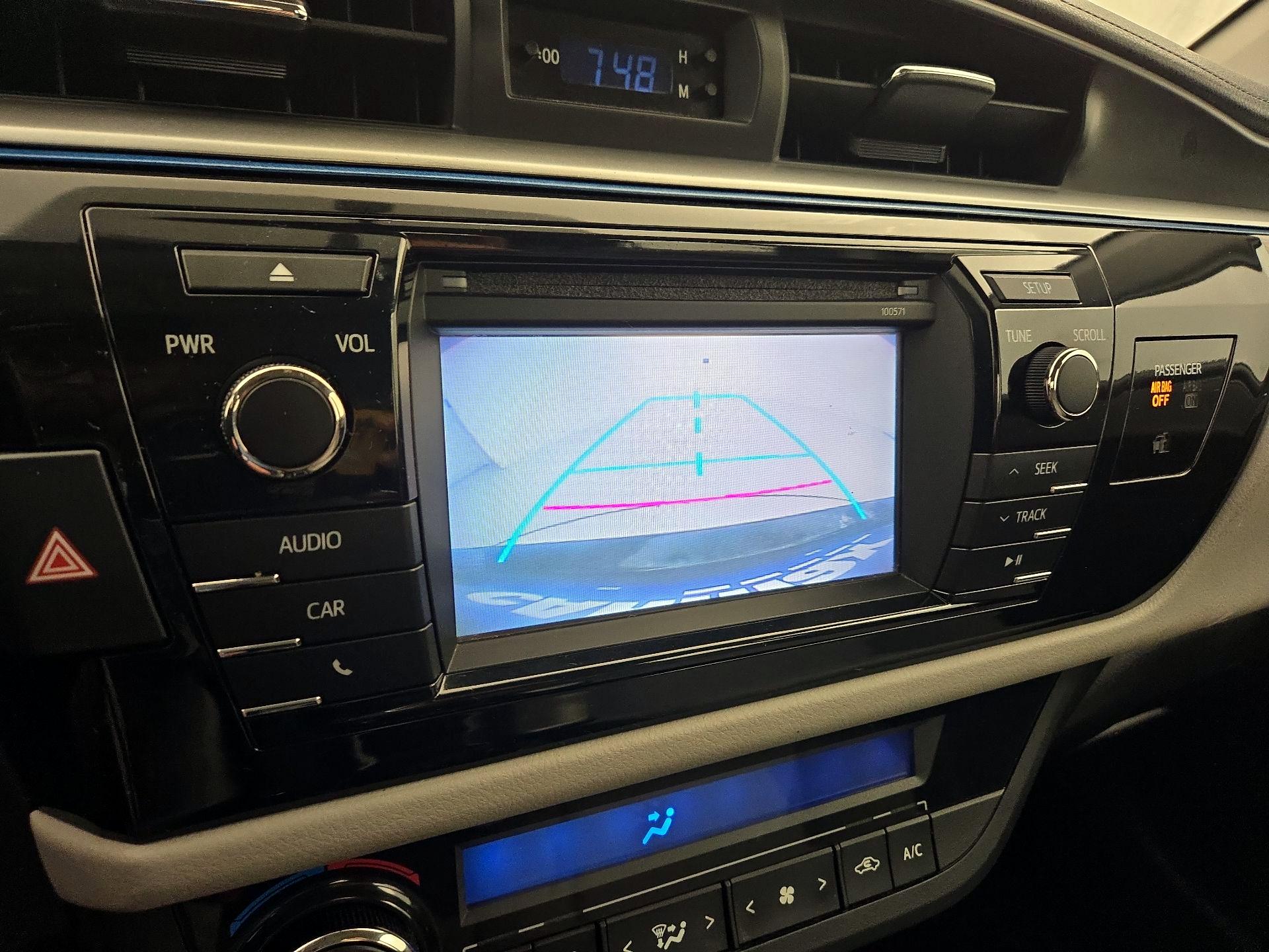 Thumbnail: 2016 Toyota Corolla - 14