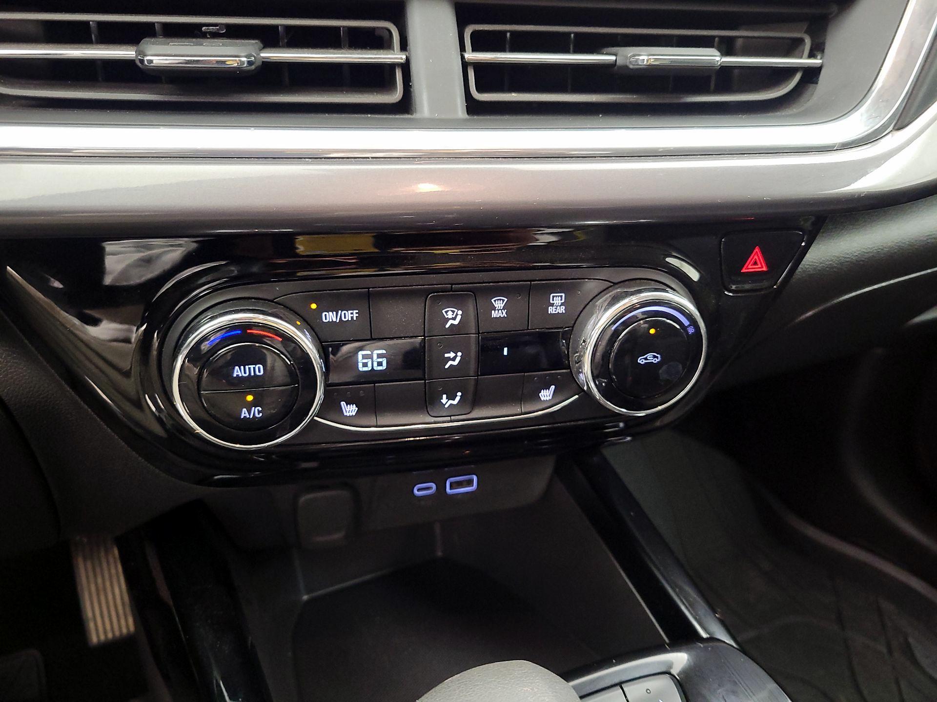 Thumbnail: 2024 Chevrolet Trax - 14