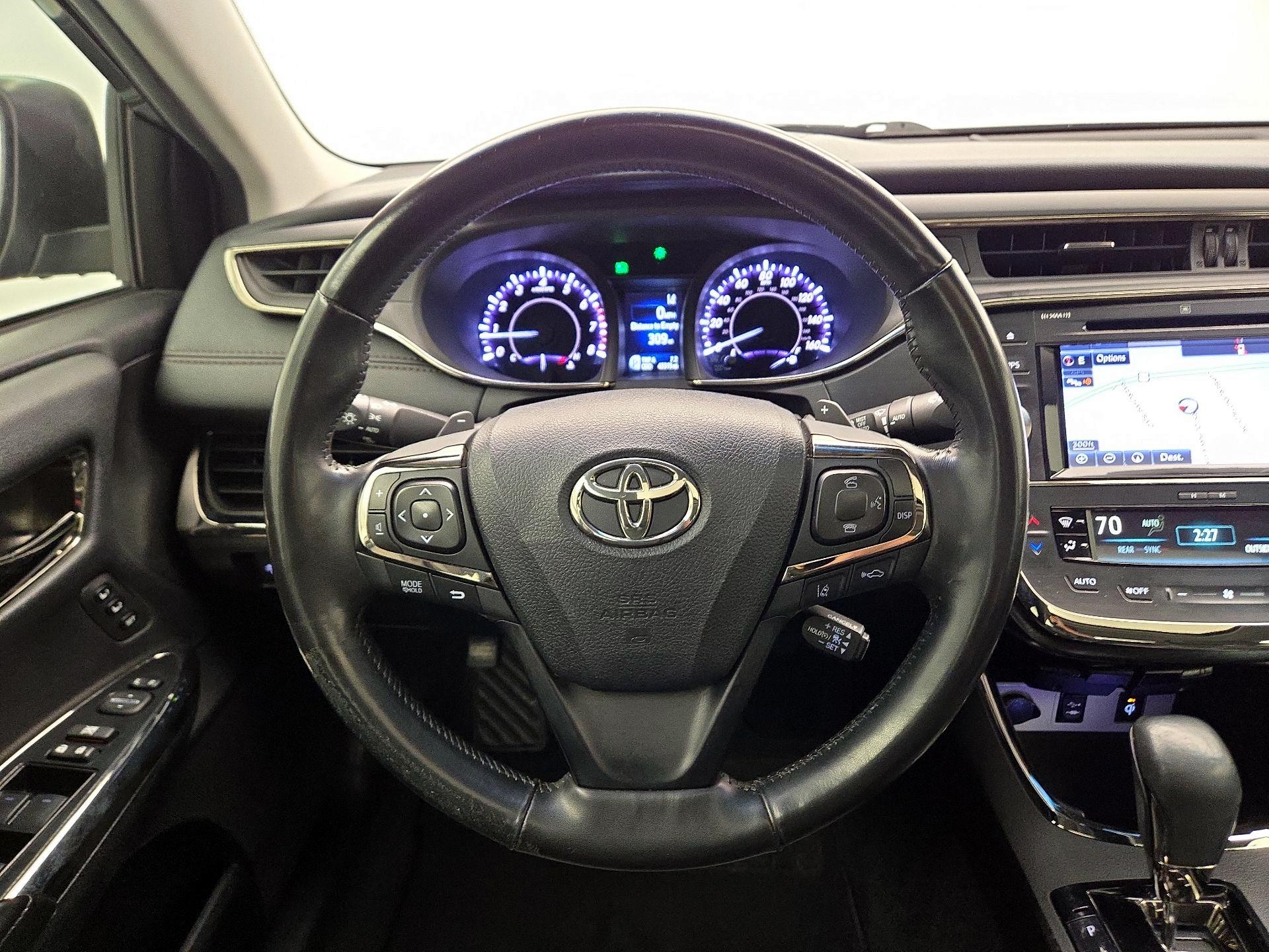Thumbnail: 2018 Toyota Avalon - 10
