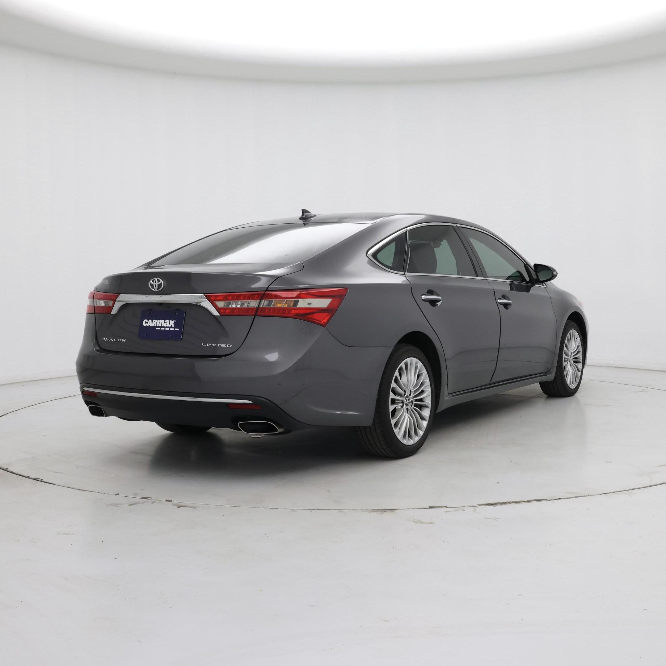 Thumbnail: 2018 Toyota Avalon - 8