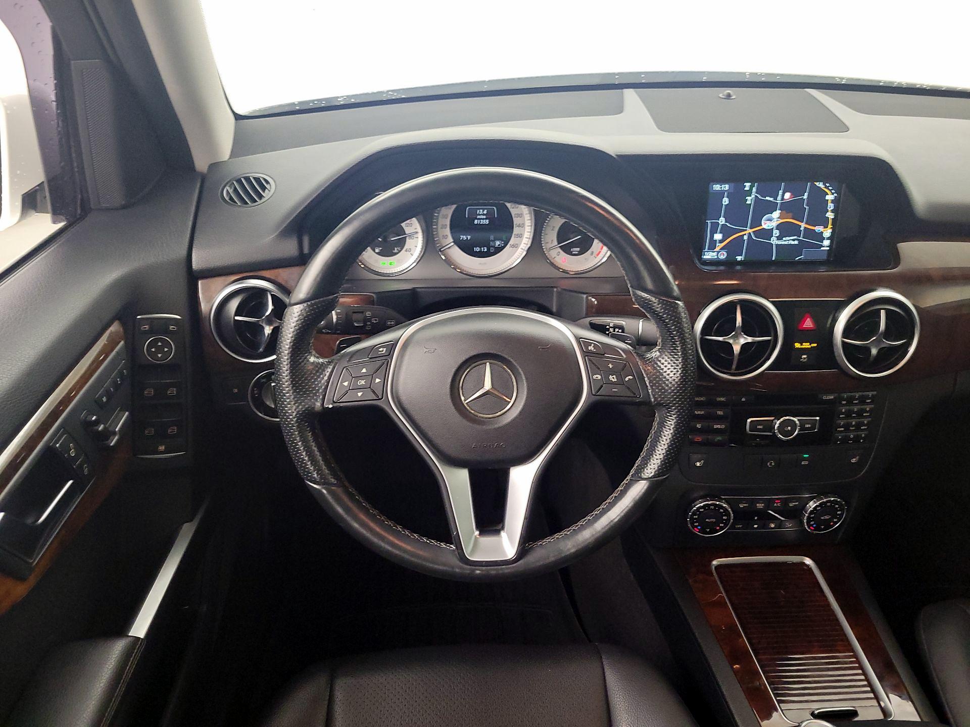 Thumbnail: 2015 Mercedes-Benz GLK - 10