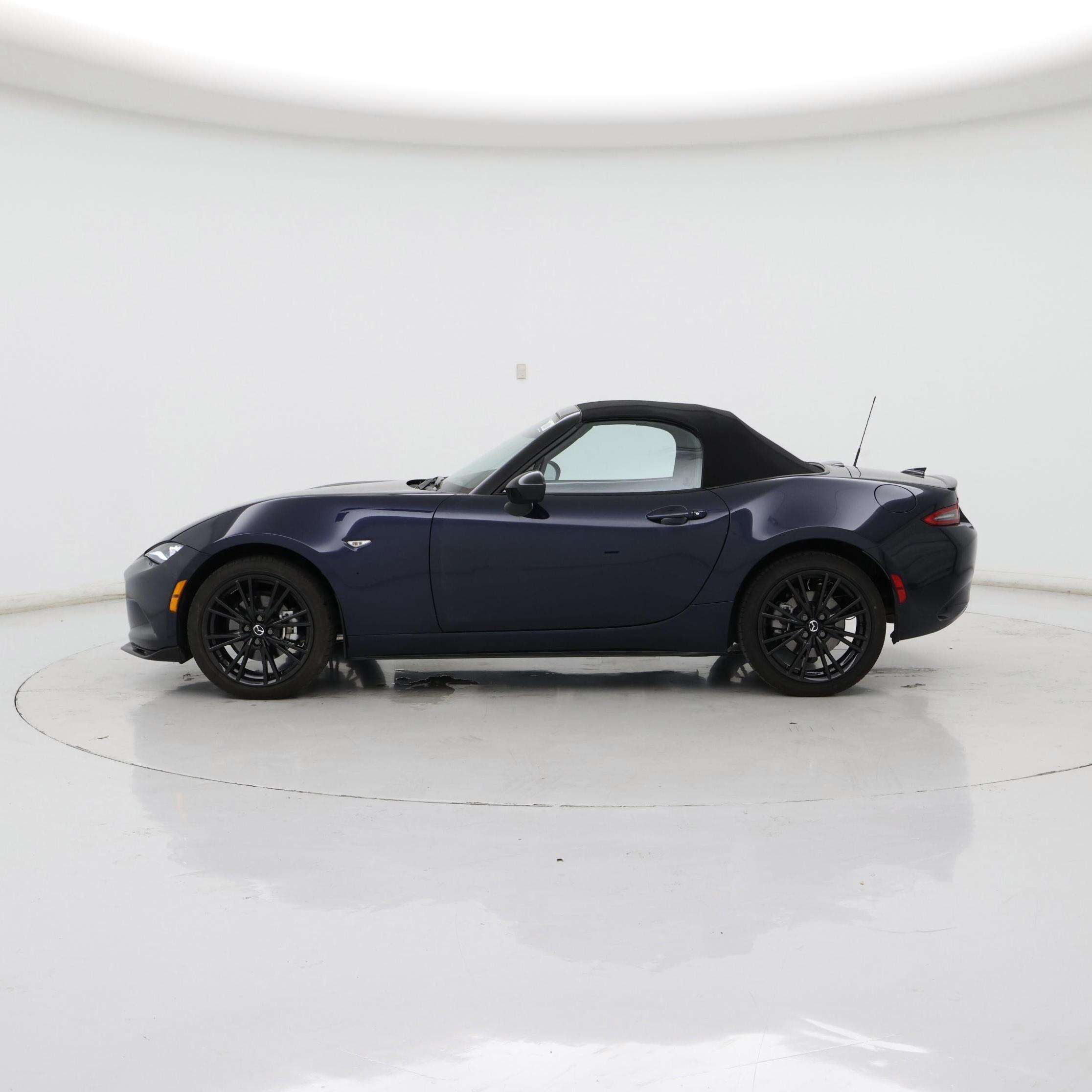 Thumbnail: 2024 Mazda MX-5 Miata - 3