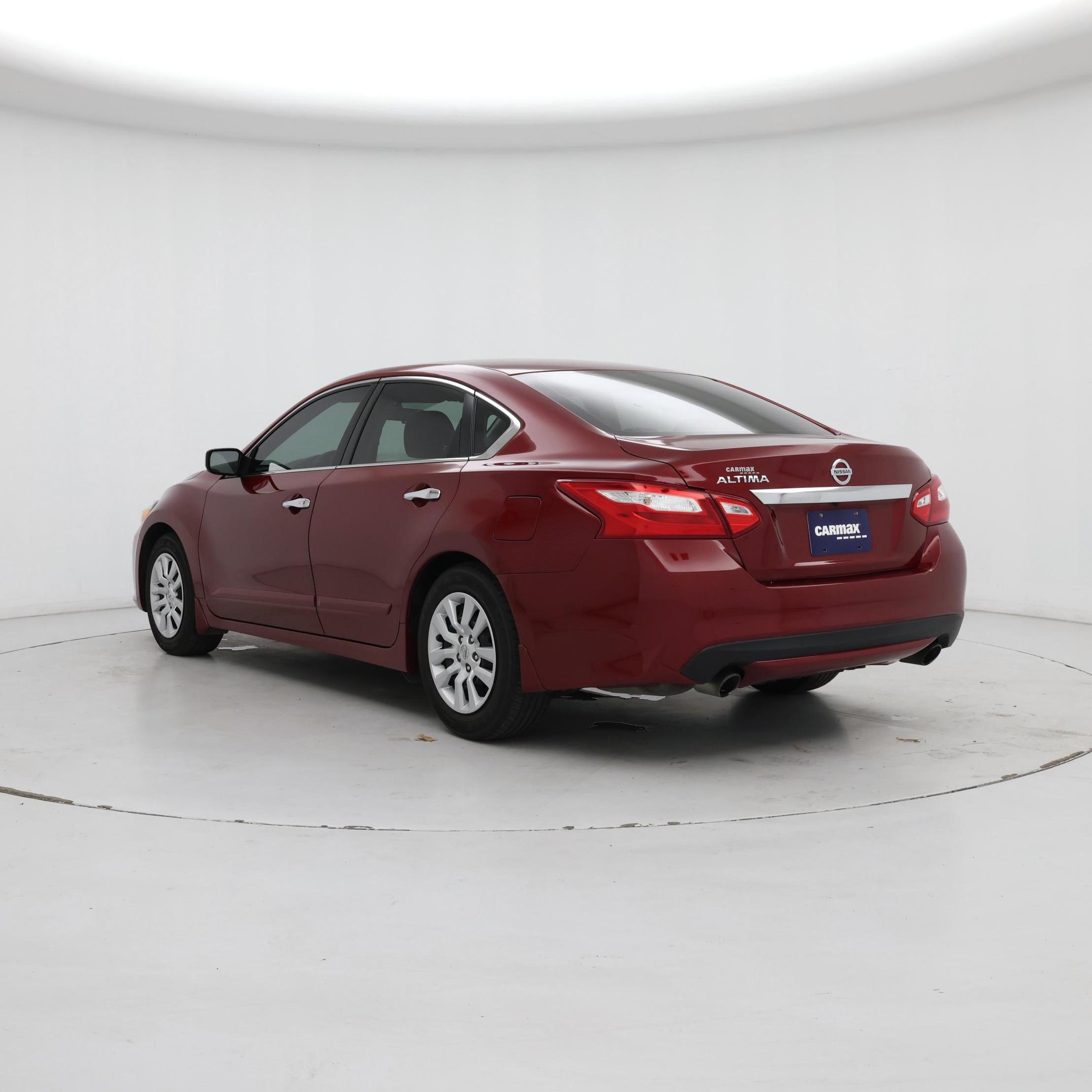 Thumbnail: 2017 Nissan Altima - 2