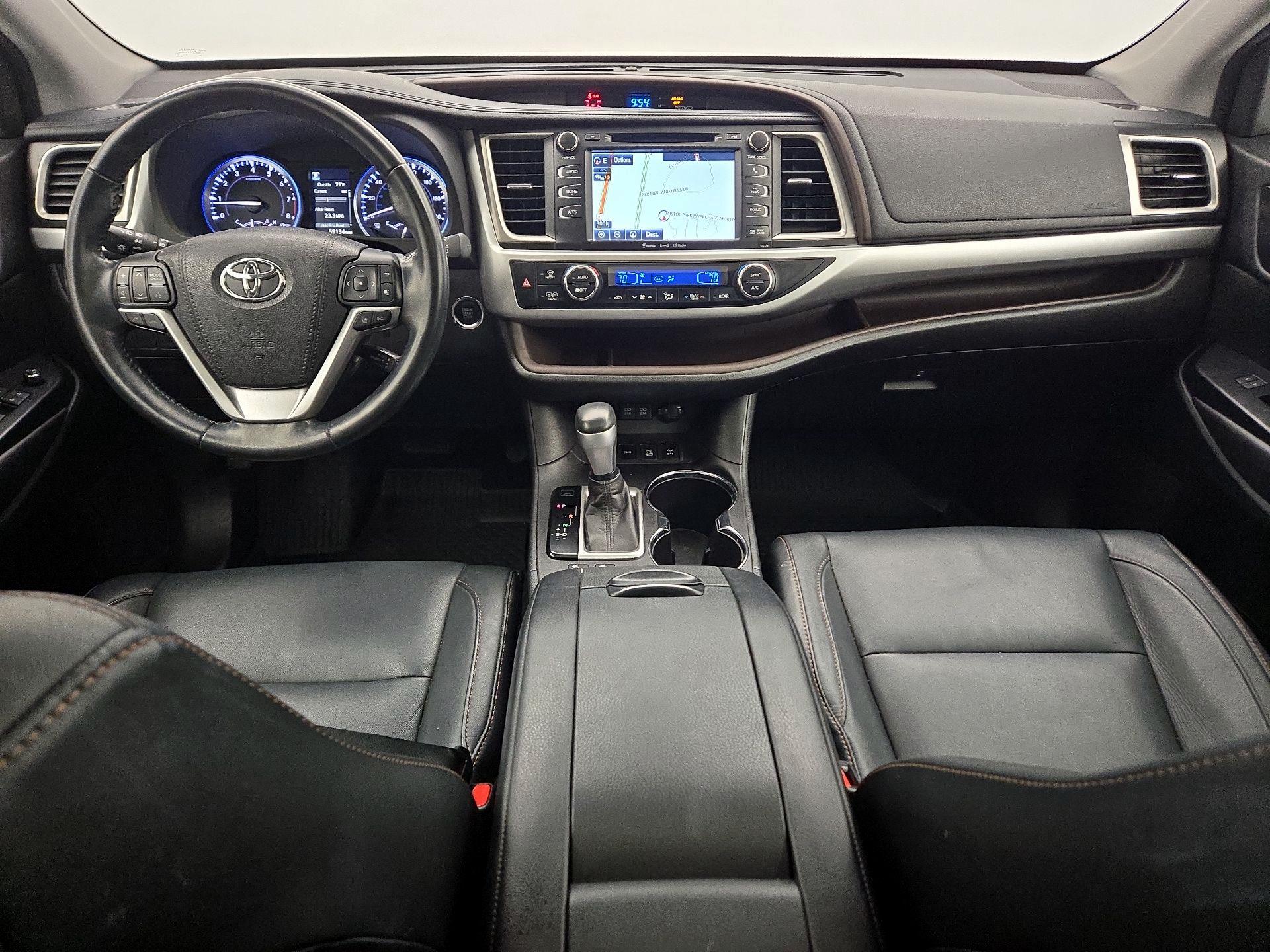 Thumbnail: 2017 Toyota Highlander - 9