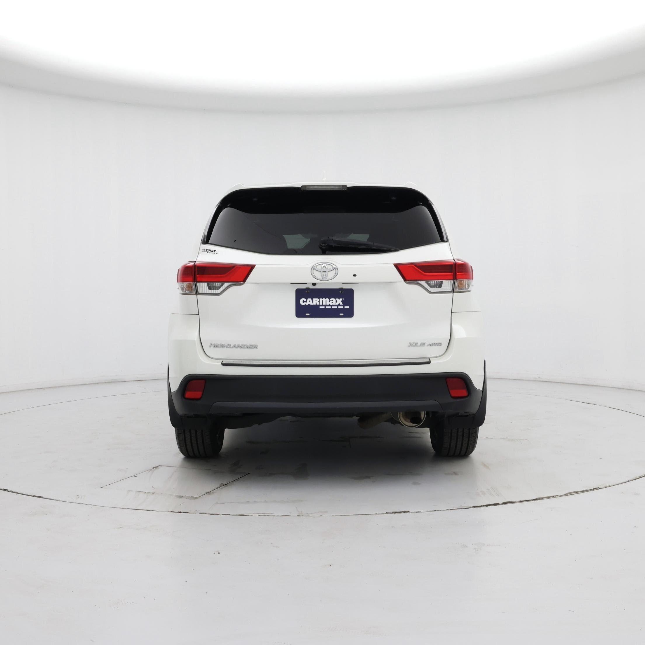 Thumbnail: 2017 Toyota Highlander - 6