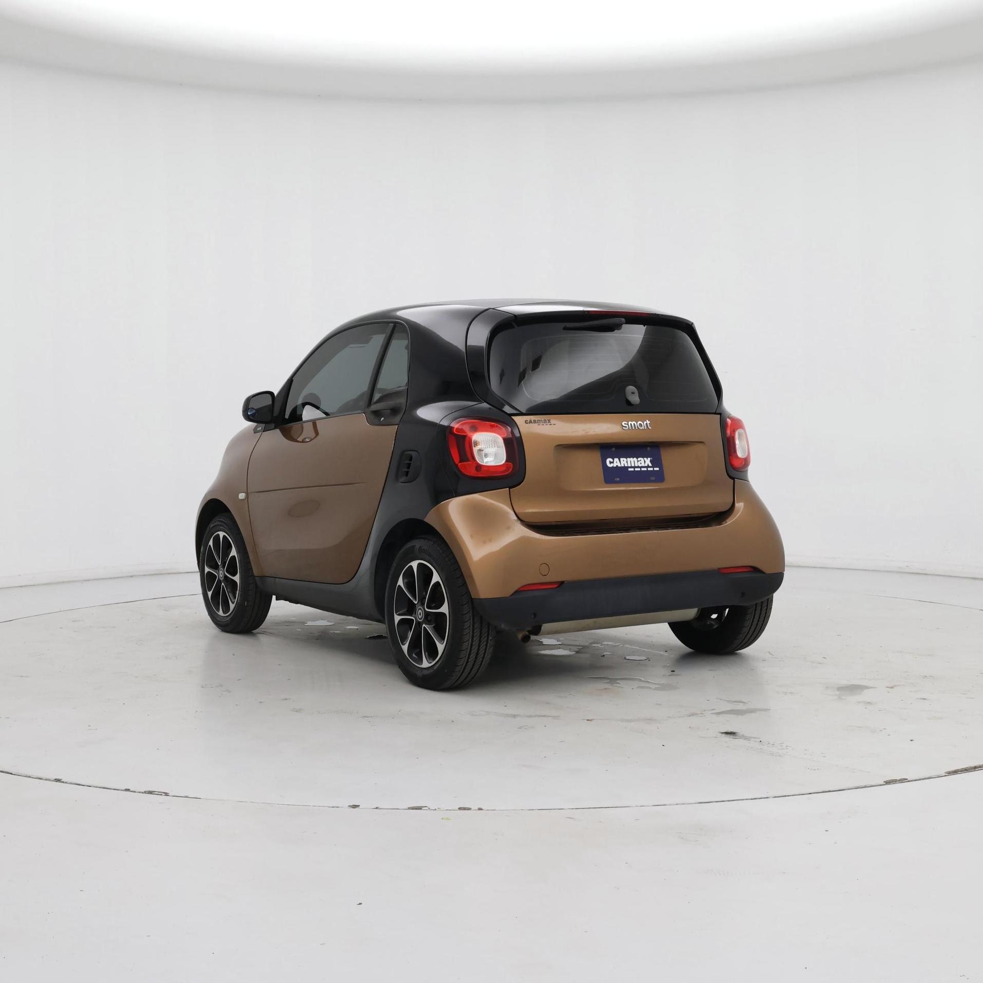 Thumbnail: 2016 smart fortwo - 2