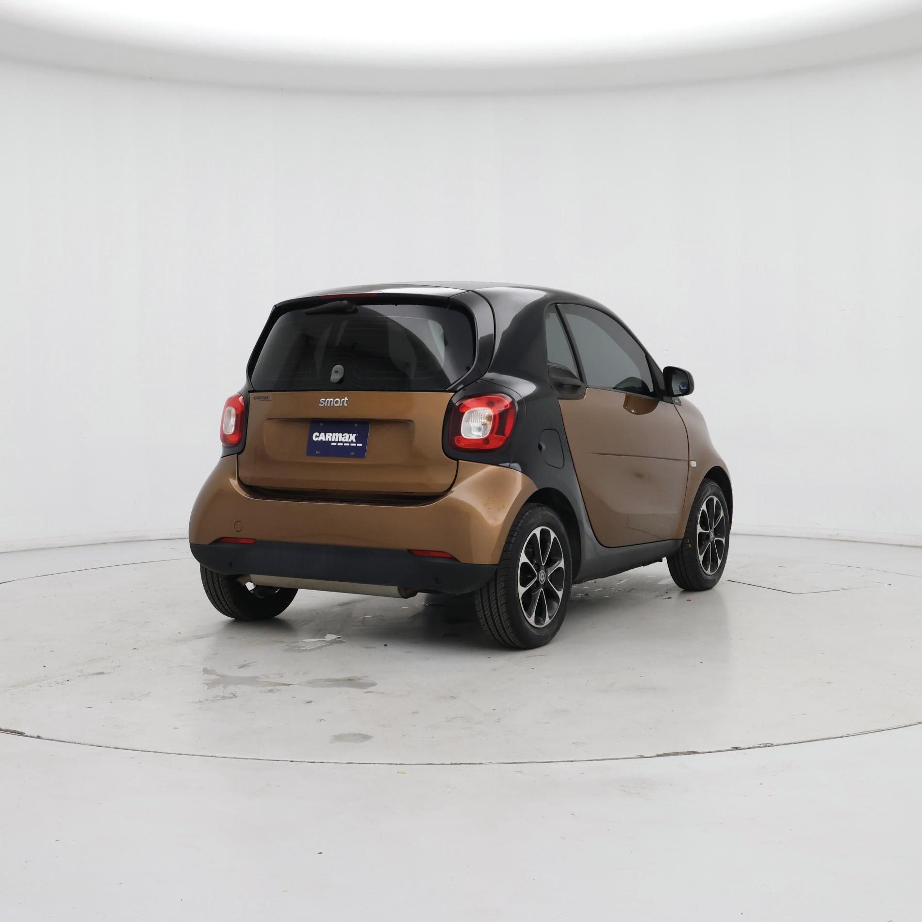 Thumbnail: 2016 smart fortwo - 8