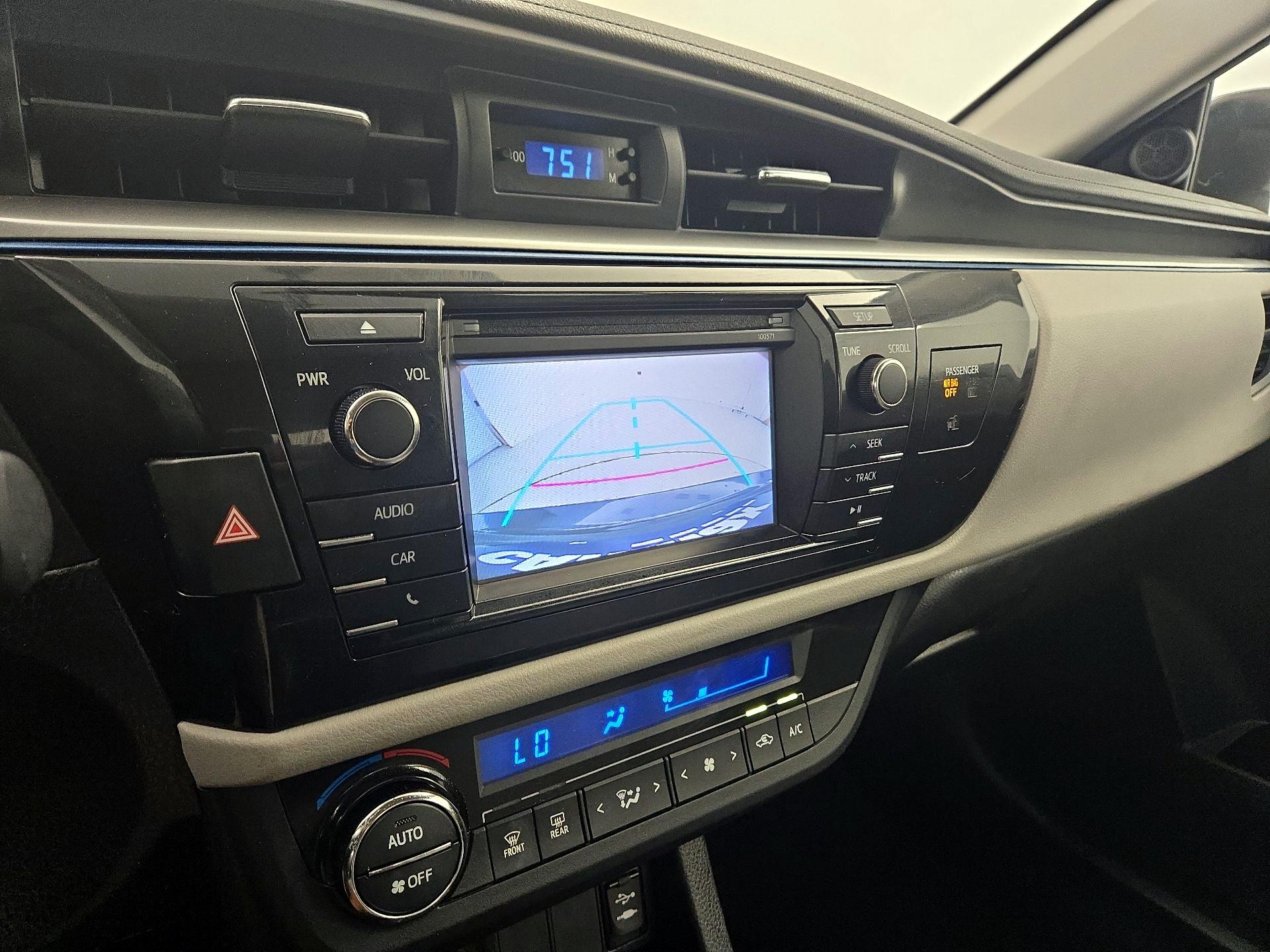 Thumbnail: 2016 Toyota Corolla - 14