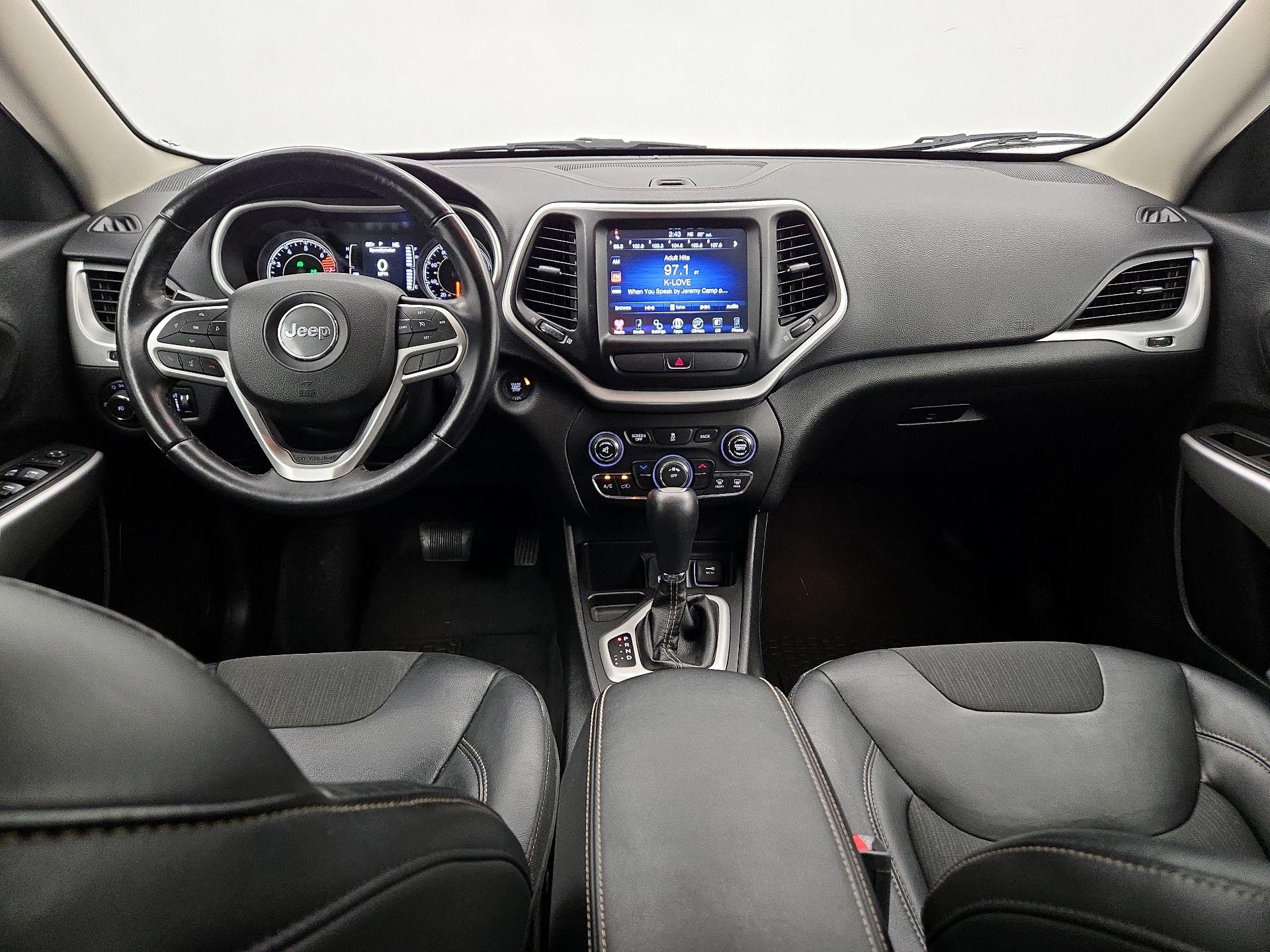 Thumbnail: 2018 Jeep Cherokee - 9