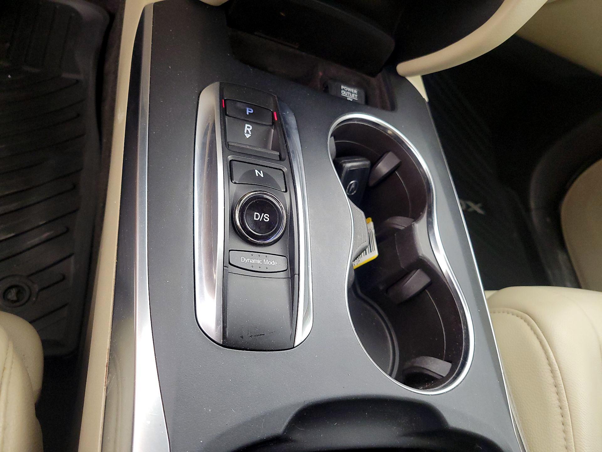 Thumbnail: 2017 Acura MDX - 16