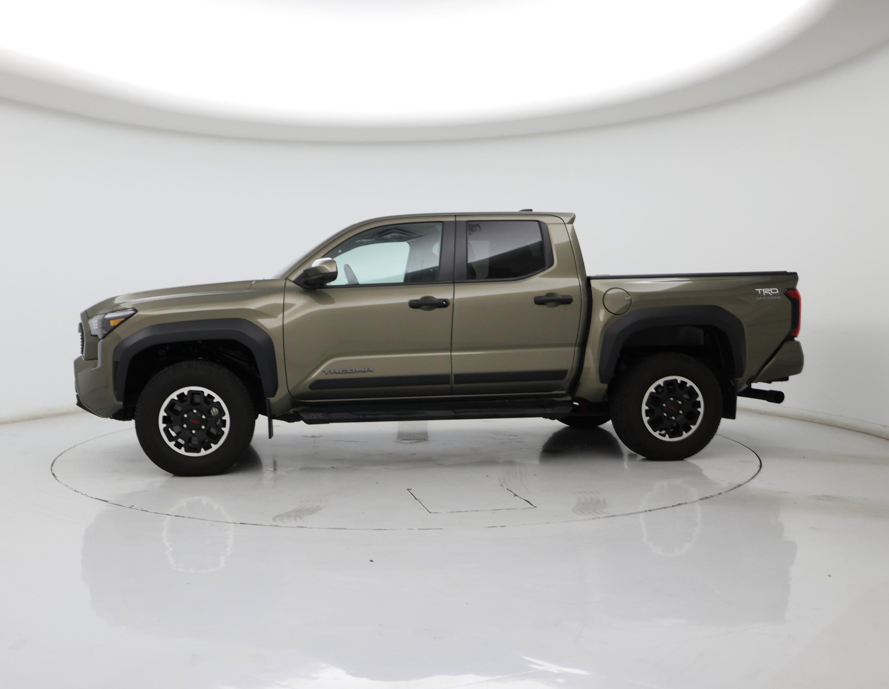 Thumbnail: 2024 Toyota Tacoma - 3