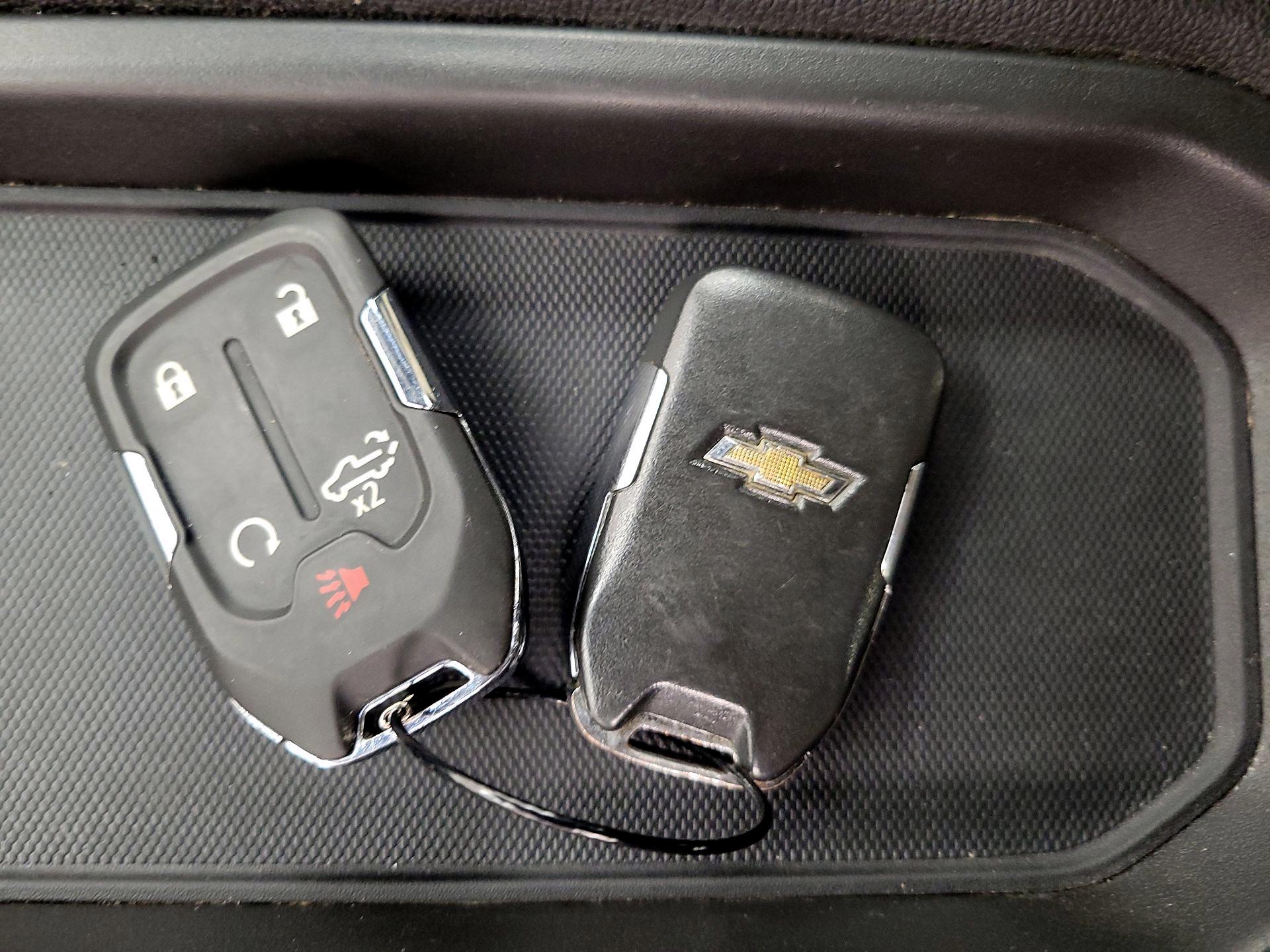 Thumbnail: 2019 Chevrolet Silverado 1500 - 19