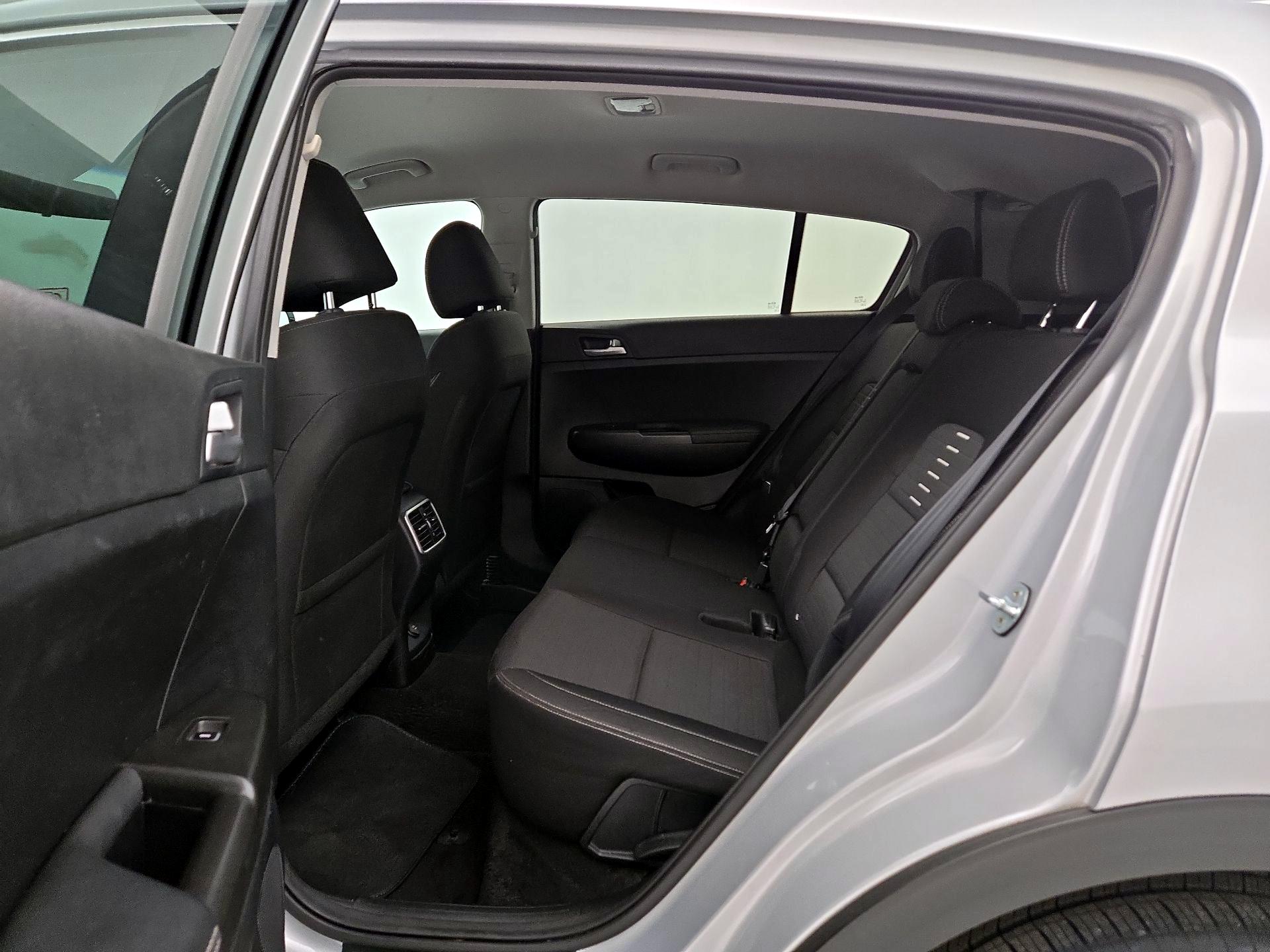 Thumbnail: 2021 Kia Sportage - 19