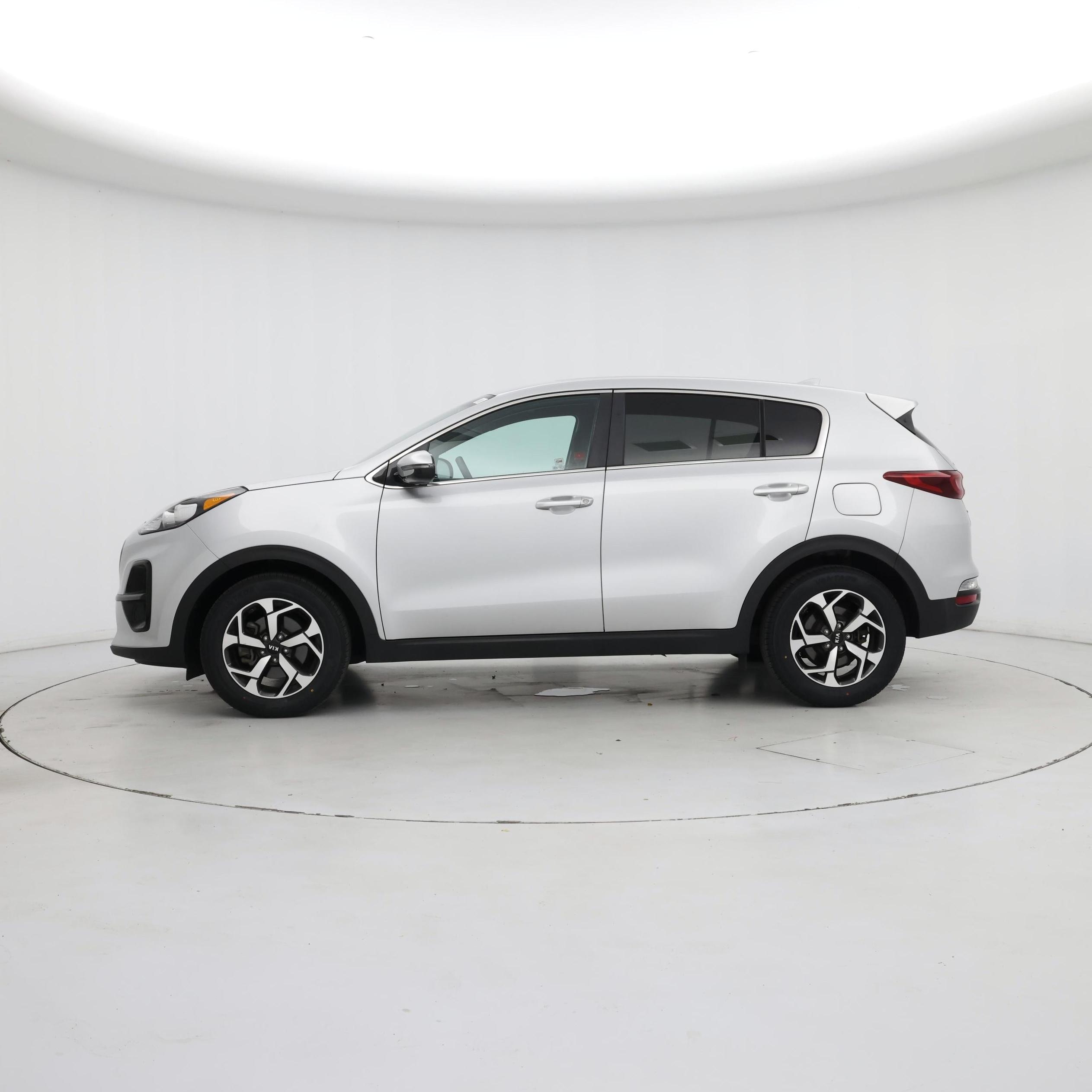 Thumbnail: 2021 Kia Sportage - 3