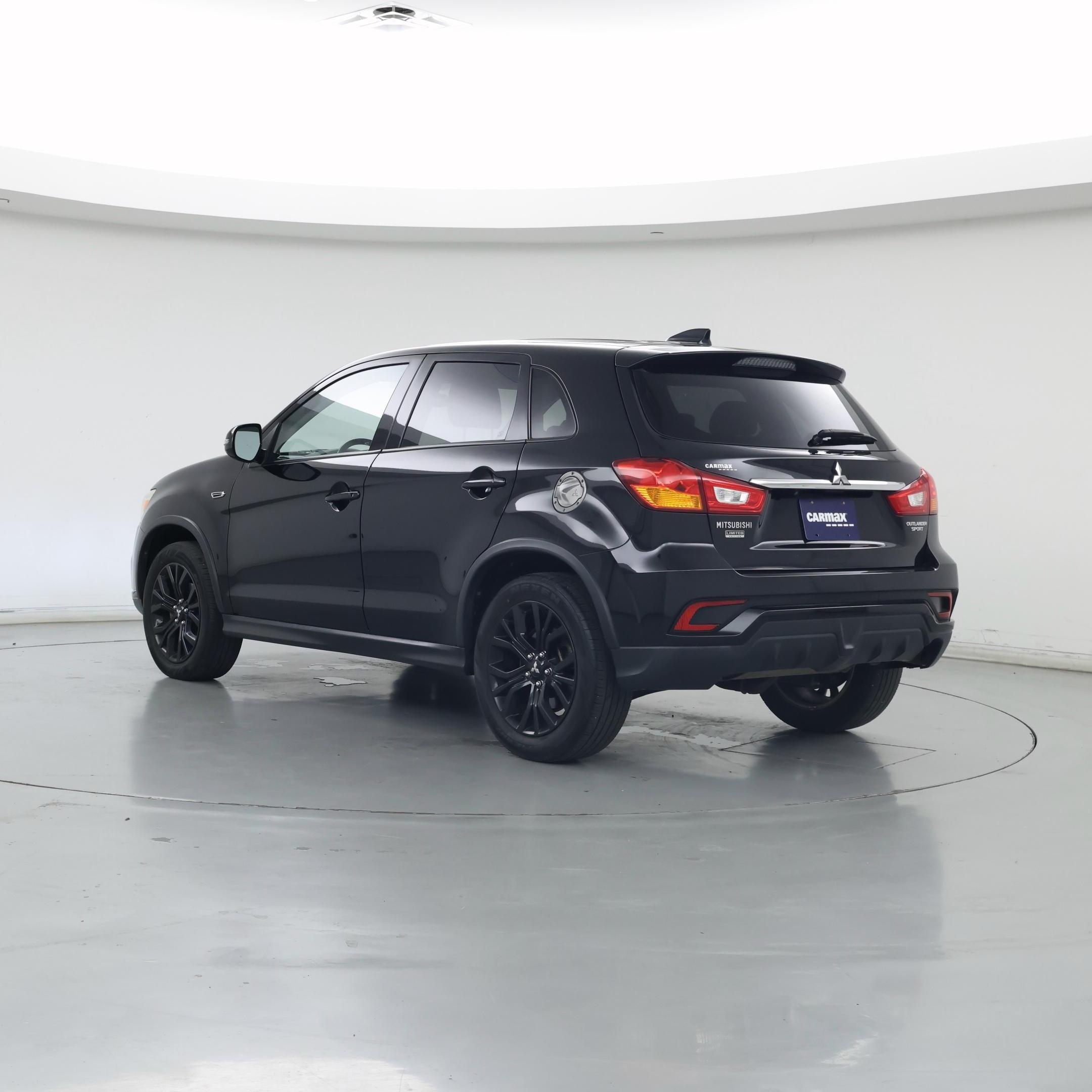 Thumbnail: 2019 Mitsubishi Outlander Sport - 2