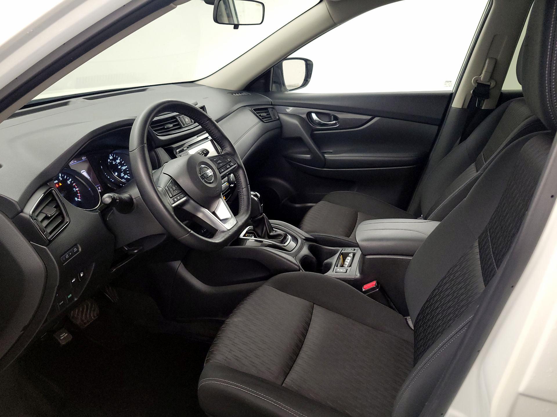 Thumbnail: 2018 Nissan Rogue - 11