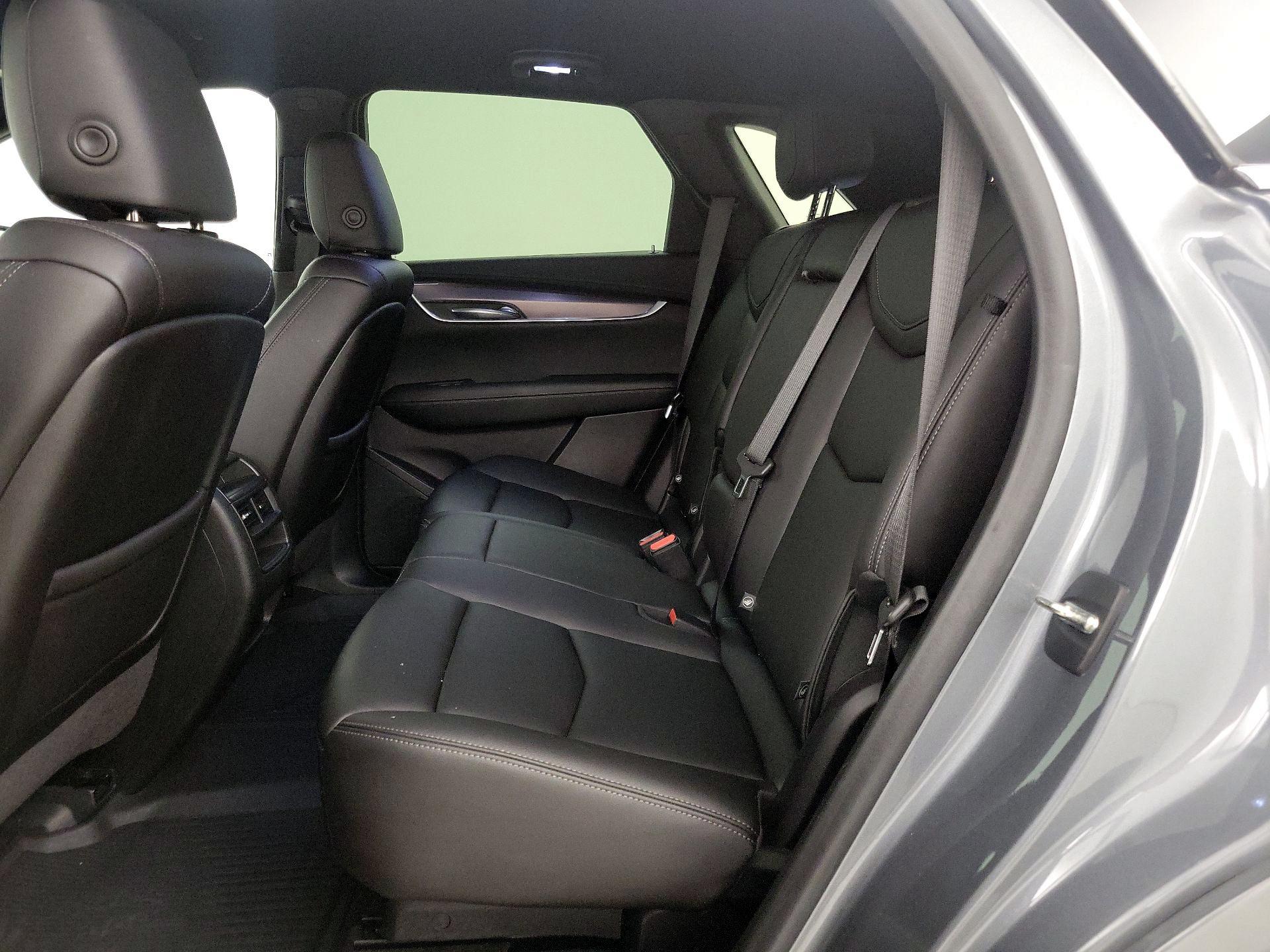 Thumbnail: 2021 Cadillac XT5 - 19