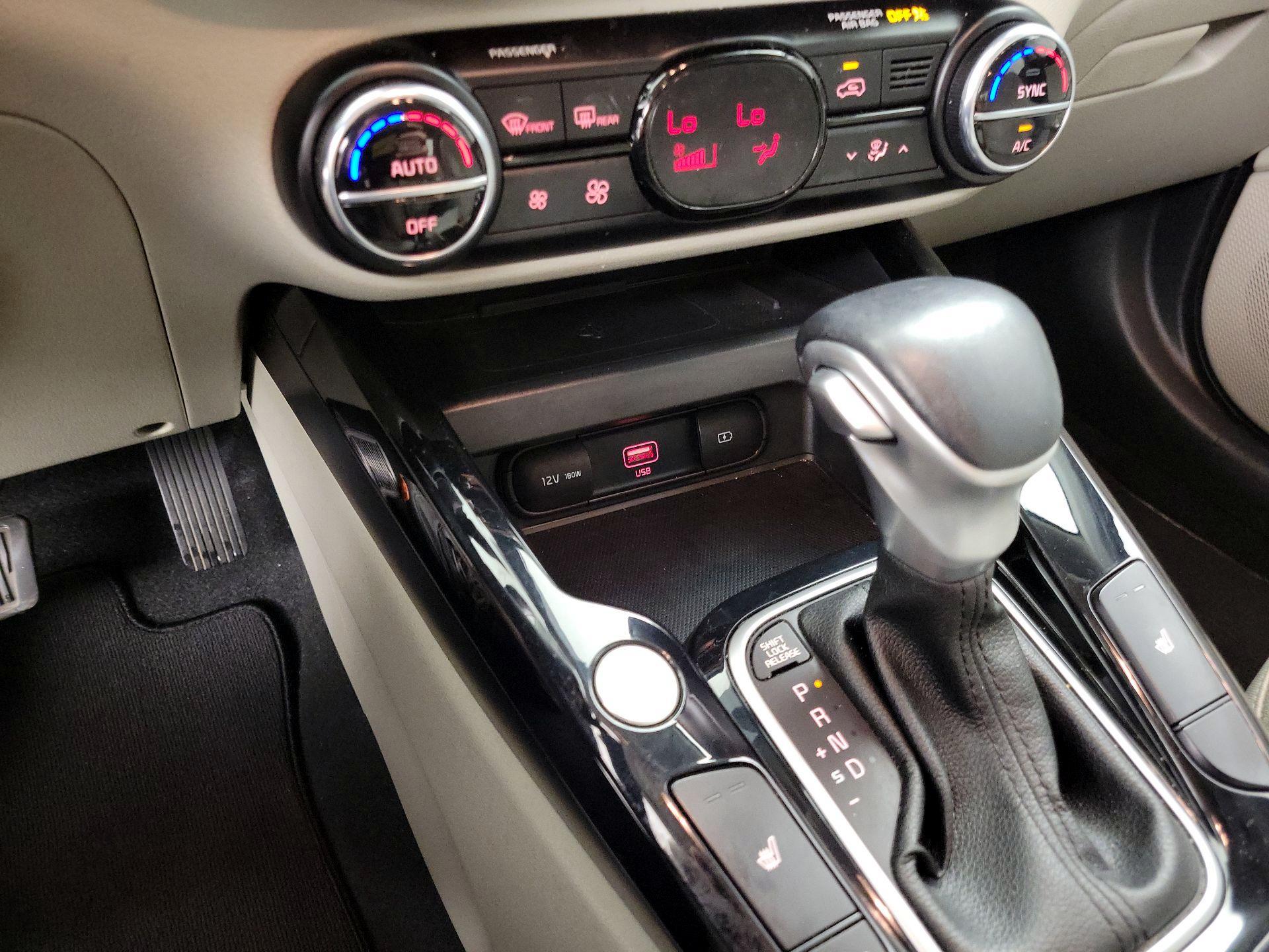 Thumbnail: 2020 Kia Soul - 19