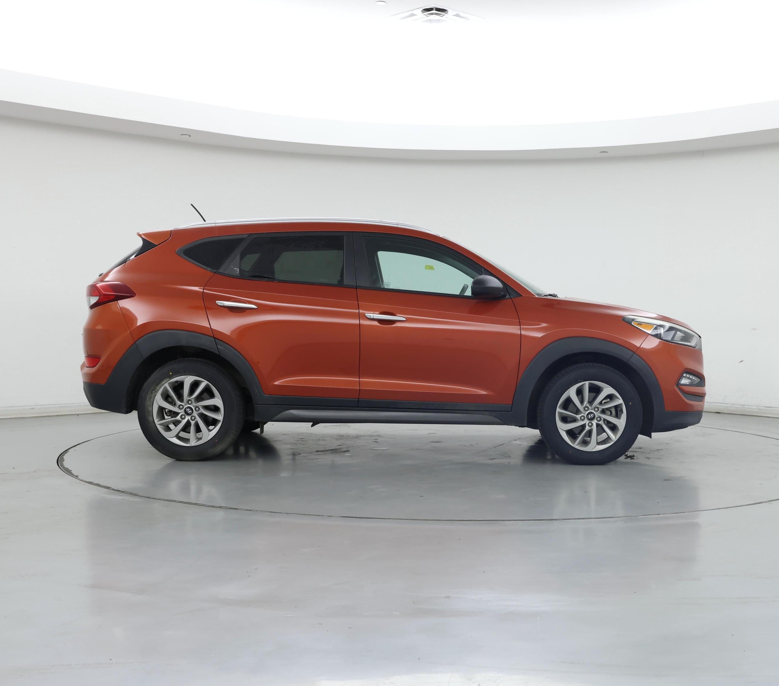 Thumbnail: 2016 Hyundai Tucson - 7
