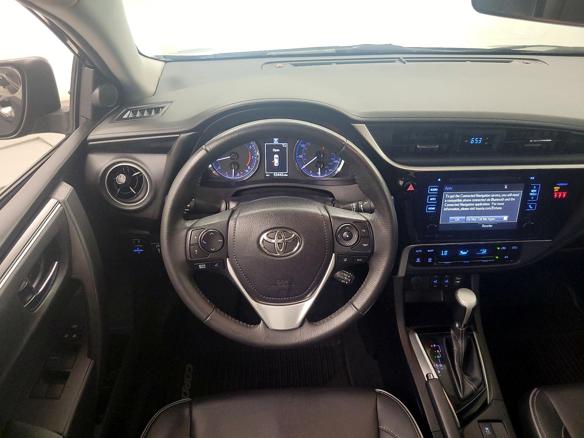 Thumbnail: 2018 Toyota Corolla - 10