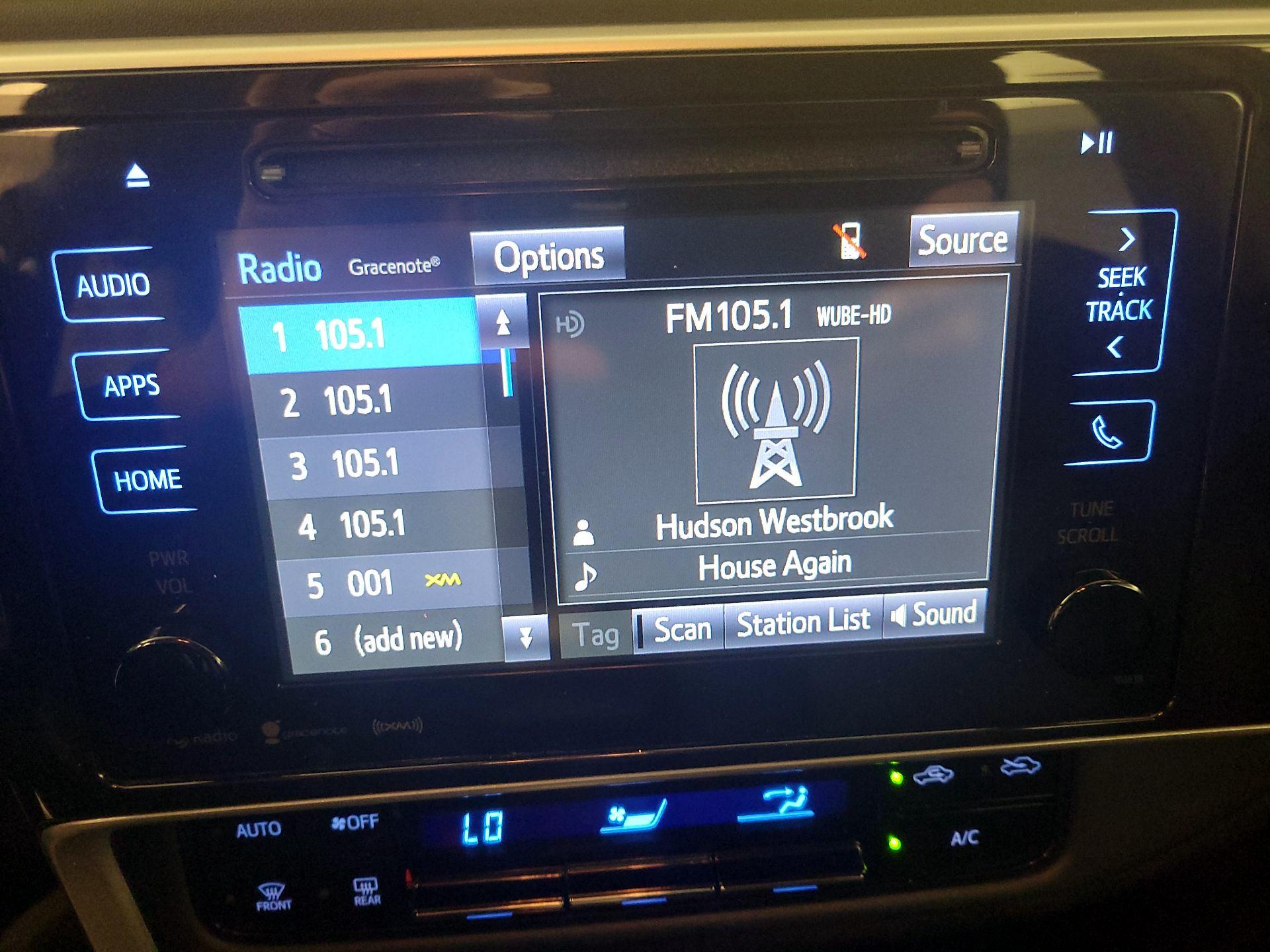 Thumbnail: 2018 Toyota Corolla - 16