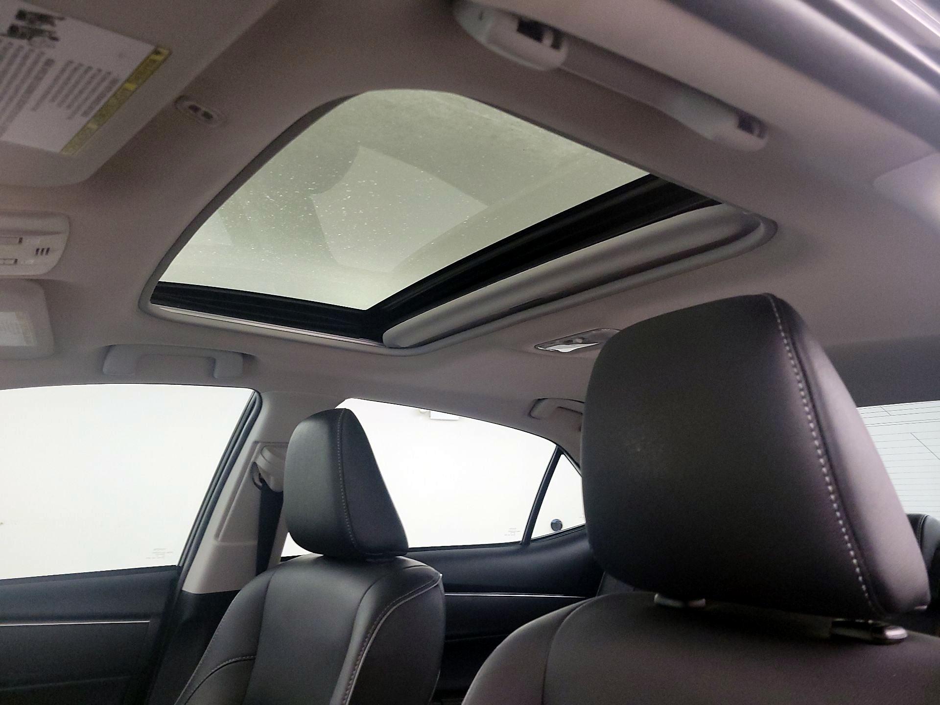 Thumbnail: 2018 Toyota Corolla - 20