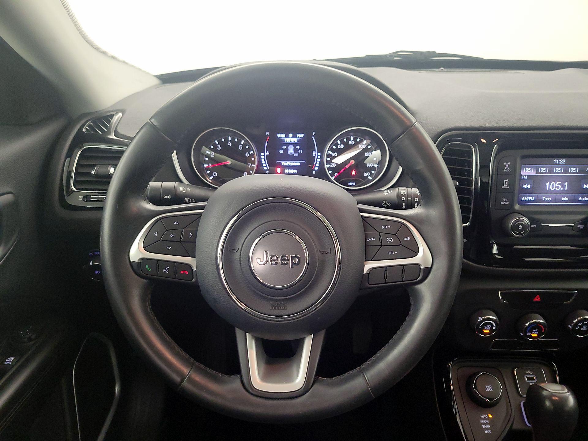 Thumbnail: 2018 Jeep Compass - 10