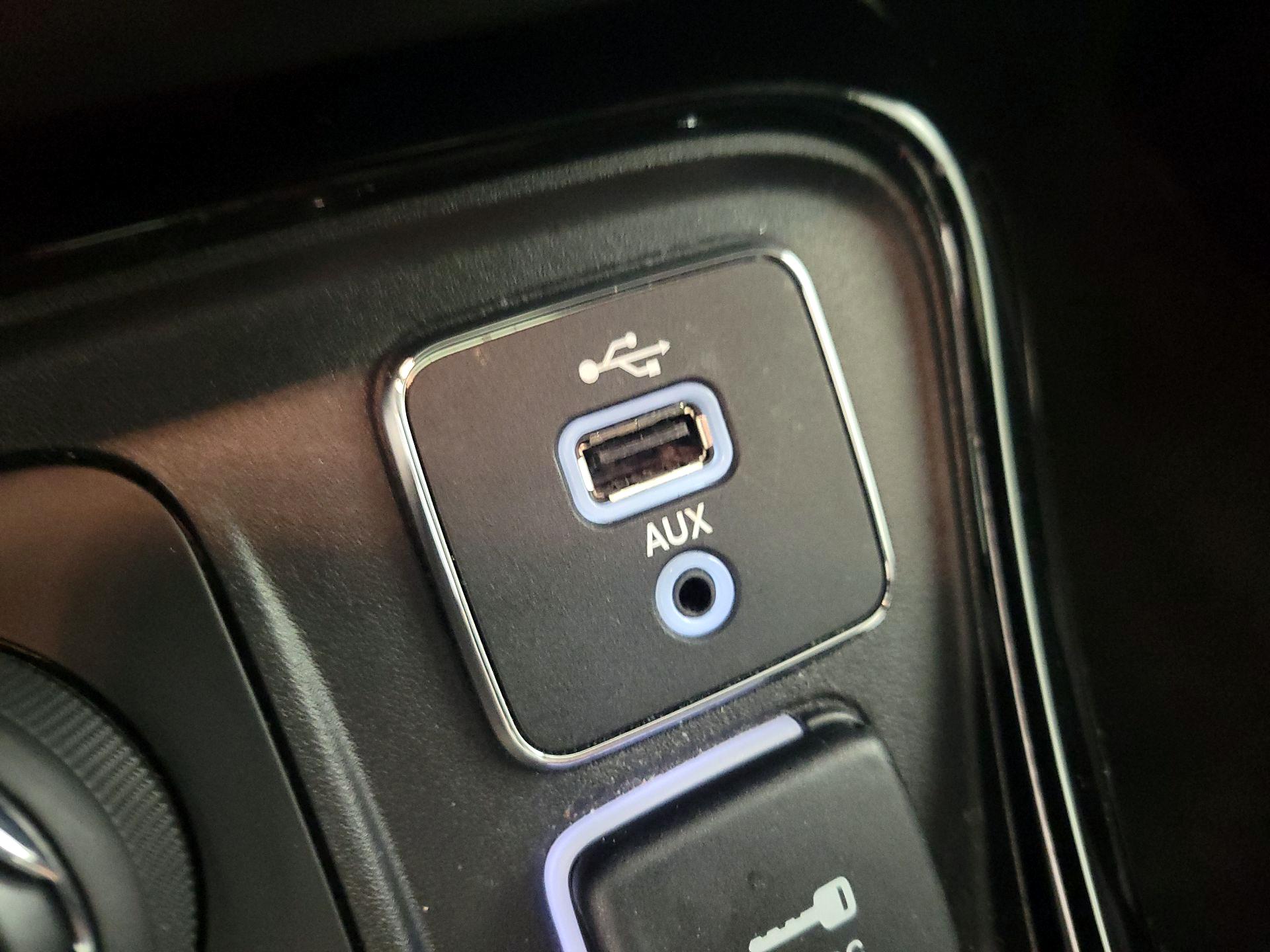 Thumbnail: 2018 Jeep Compass - 18
