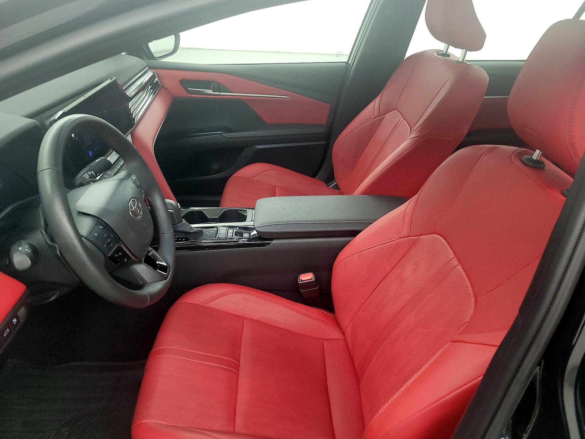 Thumbnail: 2025 Toyota Camry - 11