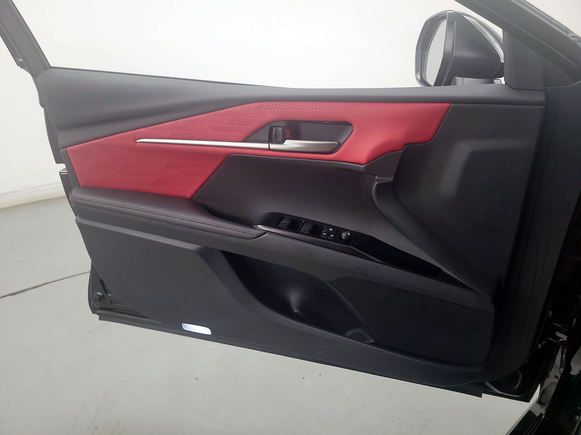 Thumbnail: 2025 Toyota Camry - 12