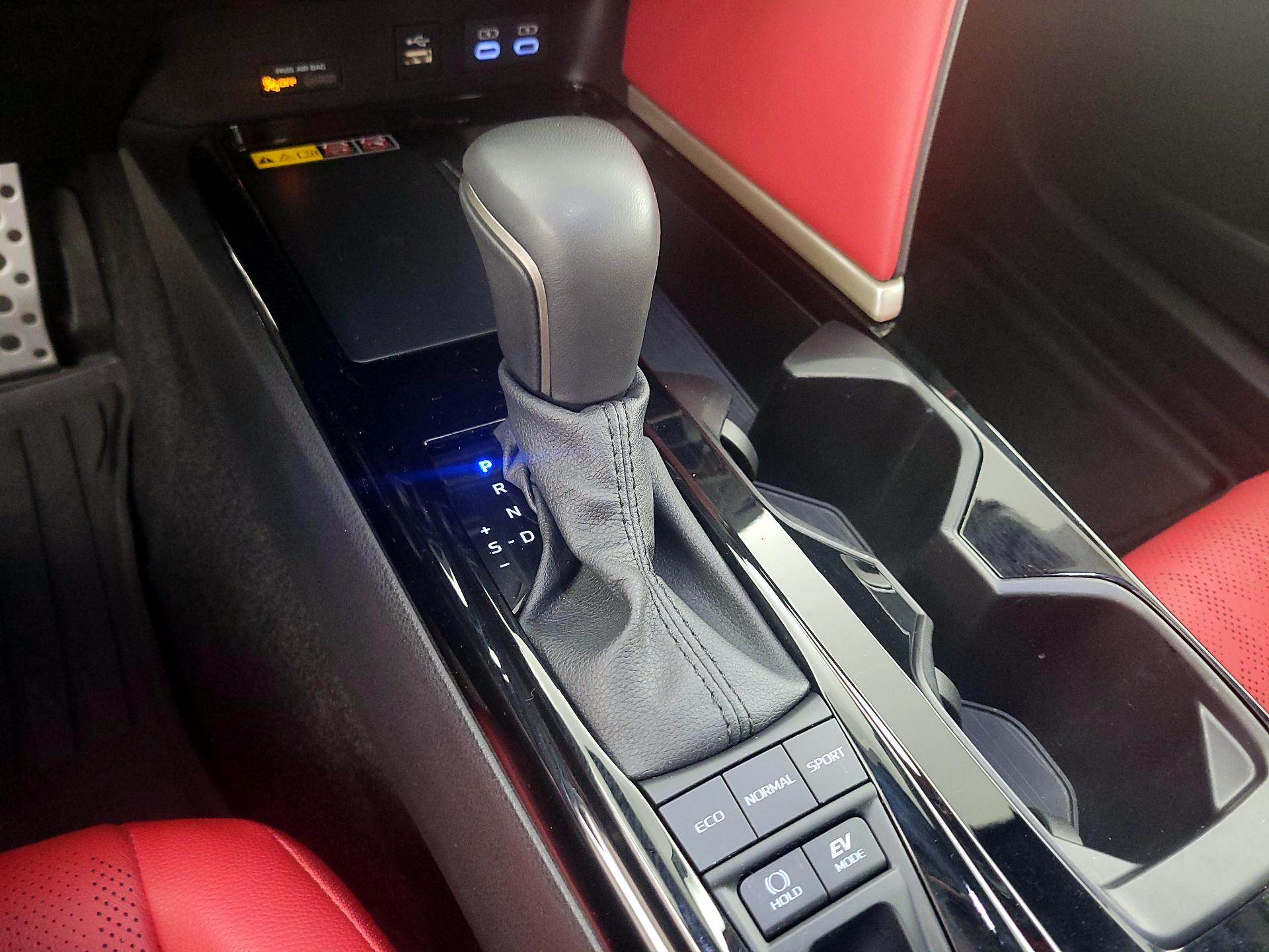 Thumbnail: 2025 Toyota Camry - 18