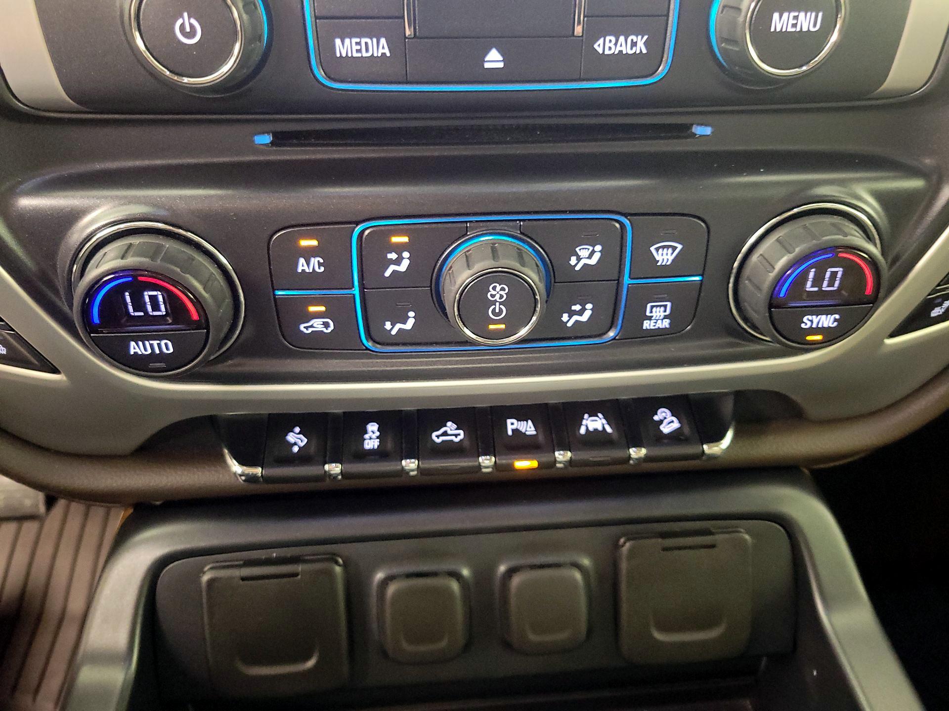 Thumbnail: 2017 GMC Sierra 1500 - 17
