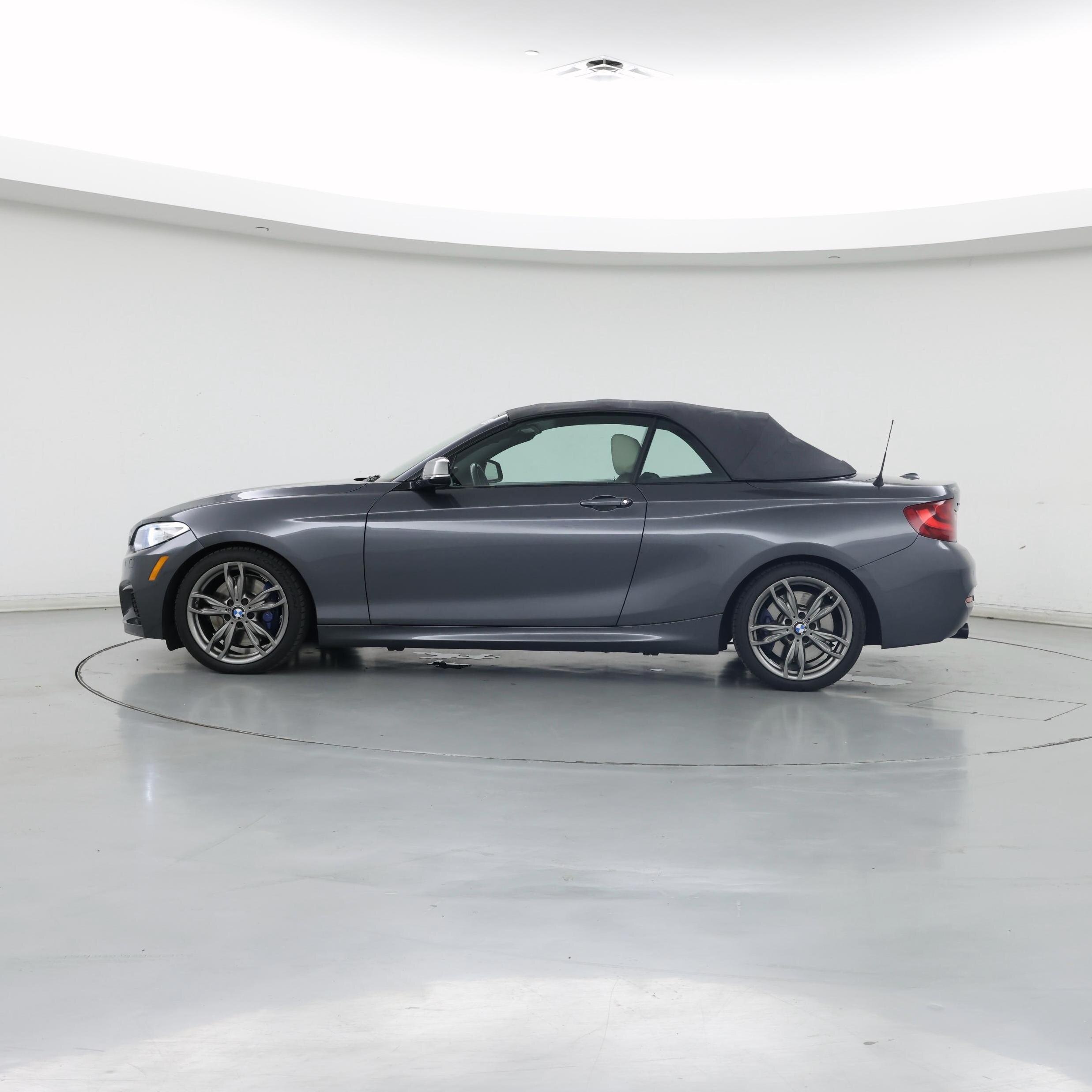 Thumbnail: 2016 BMW 2 Series - 3