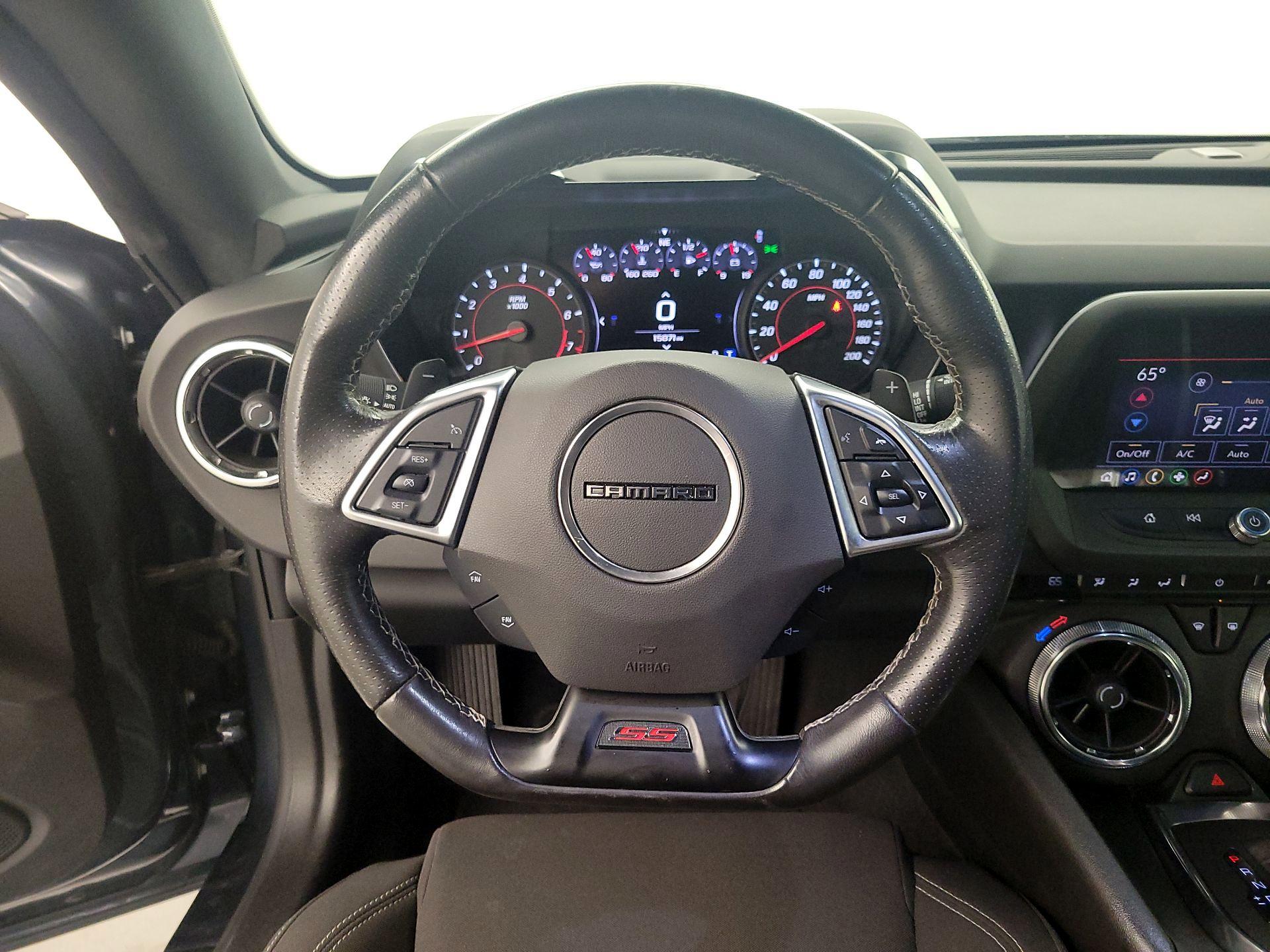 Thumbnail: 2019 Chevrolet Camaro - 10