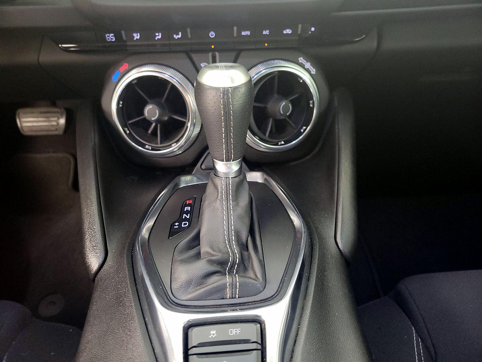 Thumbnail: 2019 Chevrolet Camaro - 16